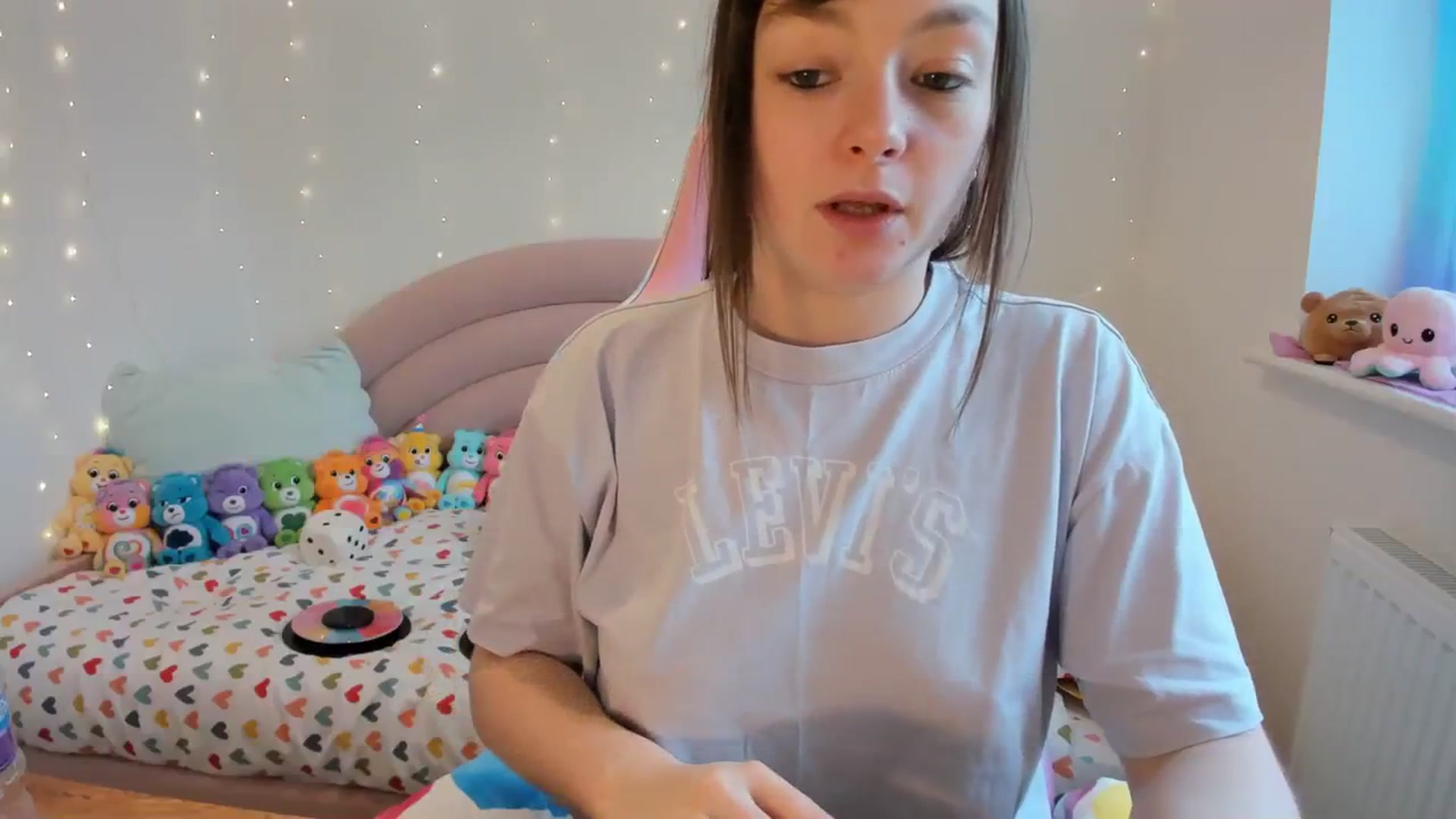 Gallery image thumbnail from JessieBear_'s myfreecams stream on, 03/01/2024, 18:03 image 3 of 20