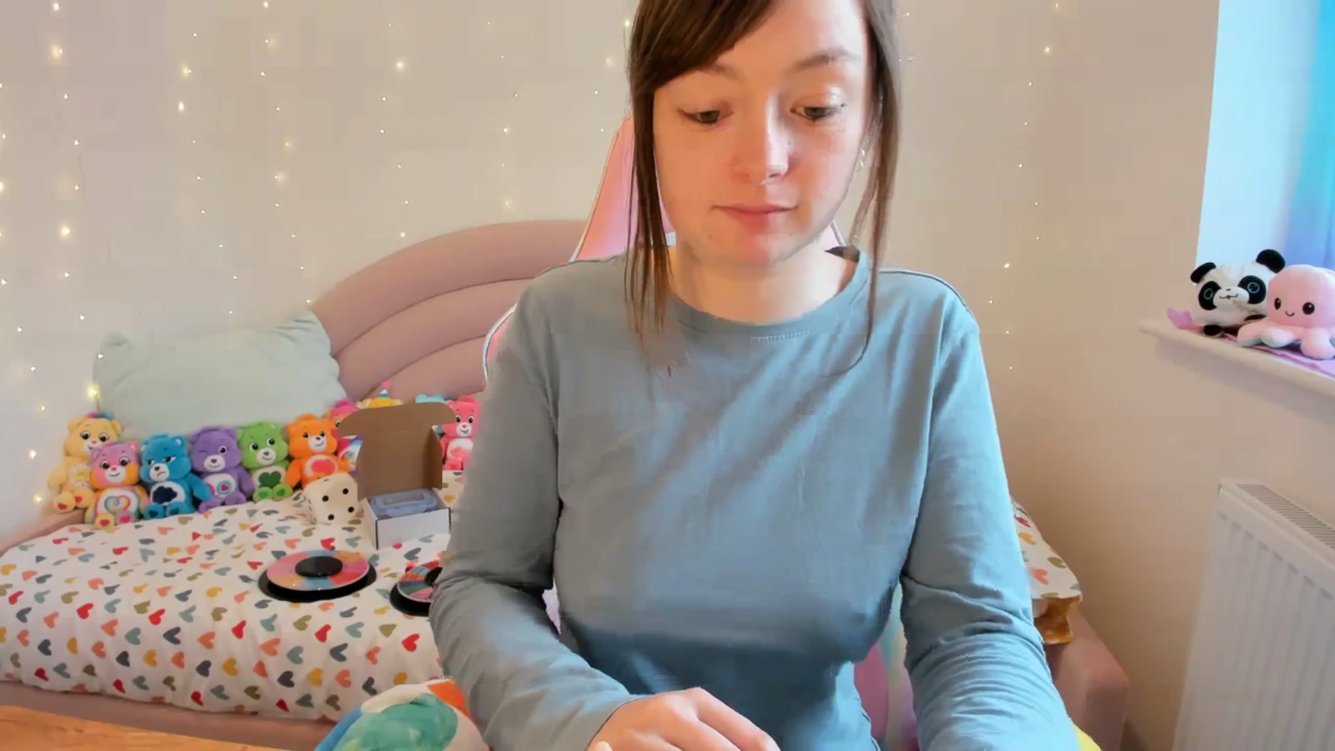 Gallery image thumbnail from JessieBear_'s myfreecams stream on, 03/04/2024, 18:16 image 5 of 20