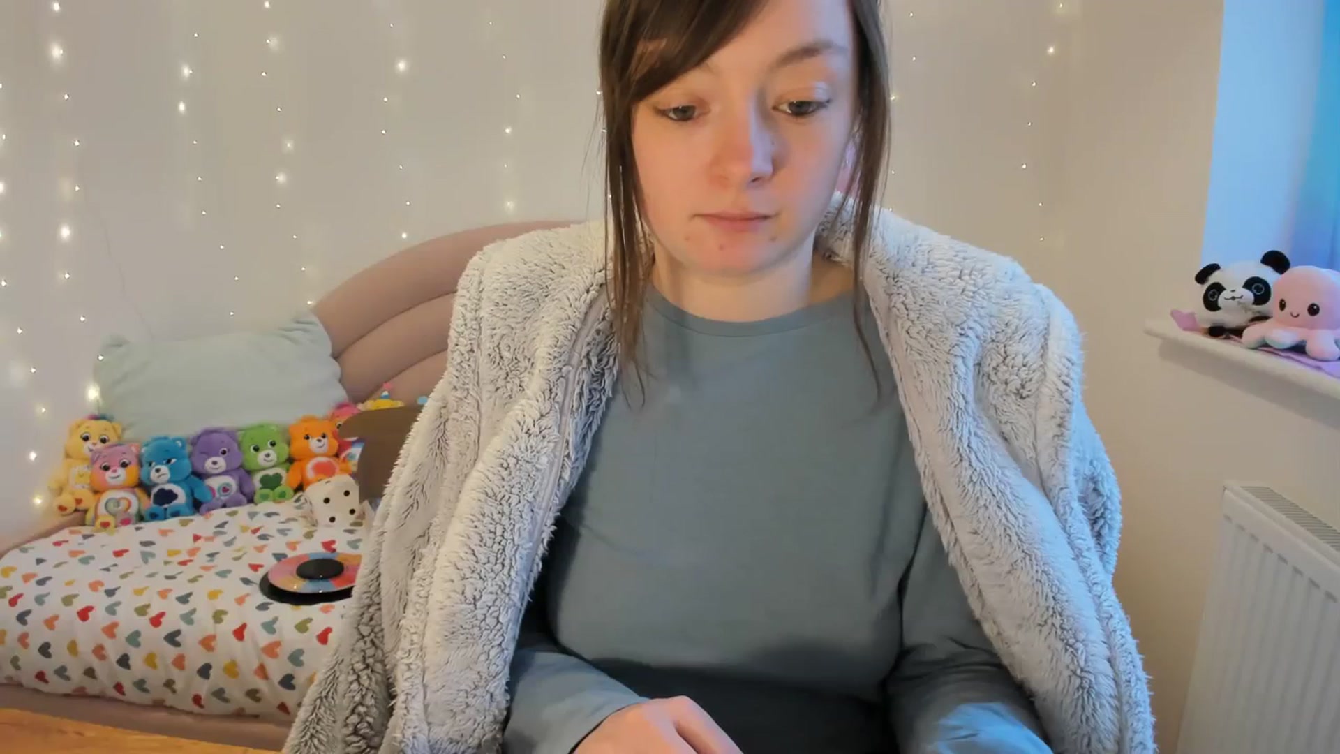 Gallery image thumbnail from JessieBear_'s myfreecams stream on, 03/04/2024, 18:16 image 11 of 20