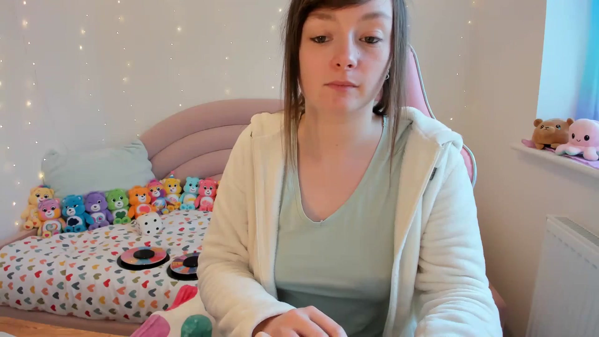 Gallery image thumbnail from JessieBear_'s myfreecams stream on, 03/05/2024, 16:02 image 19 of 20