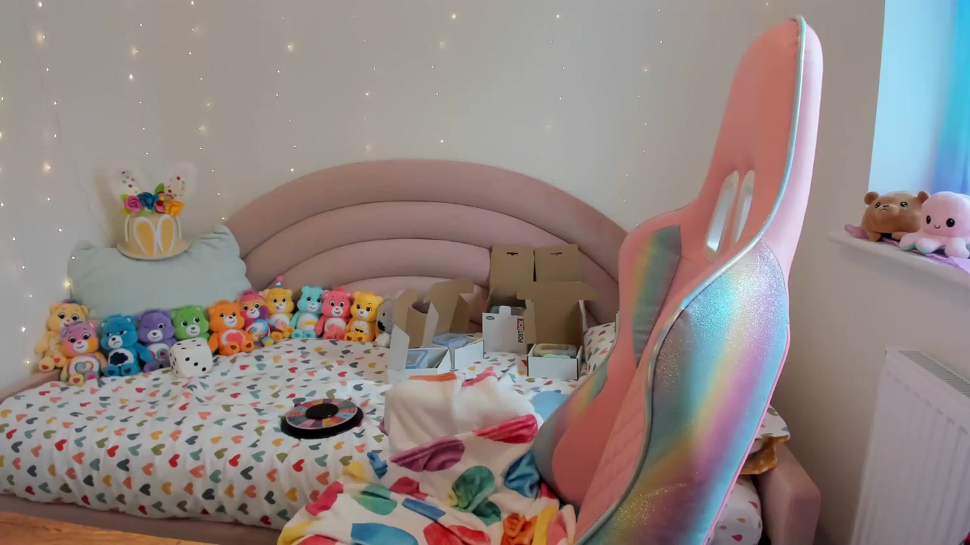 Gallery image thumbnail from JessieBear_'s myfreecams stream on, 03/08/2024, 12:35 image 17 of 20