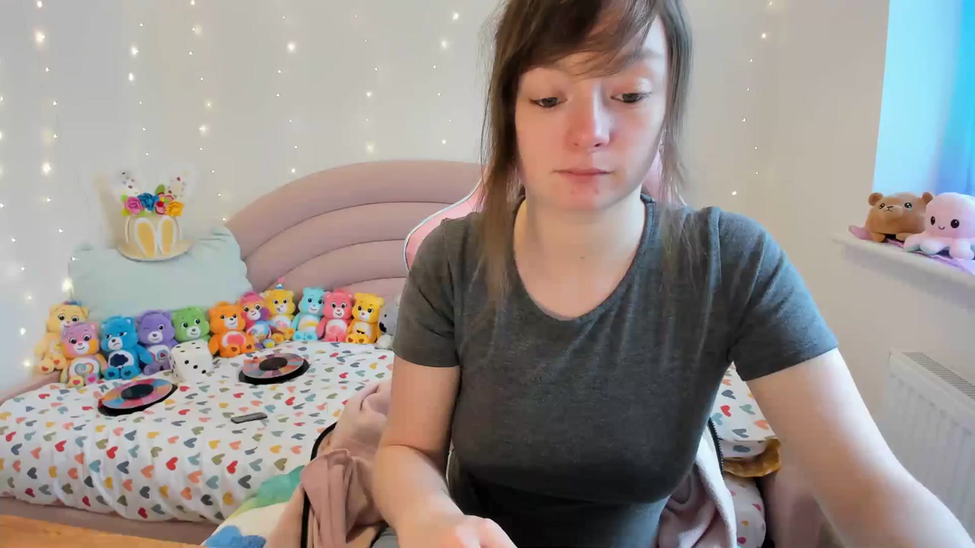 Gallery image thumbnail from JessieBear_'s myfreecams stream on, 03/11/2024, 14:13 image 19 of 20