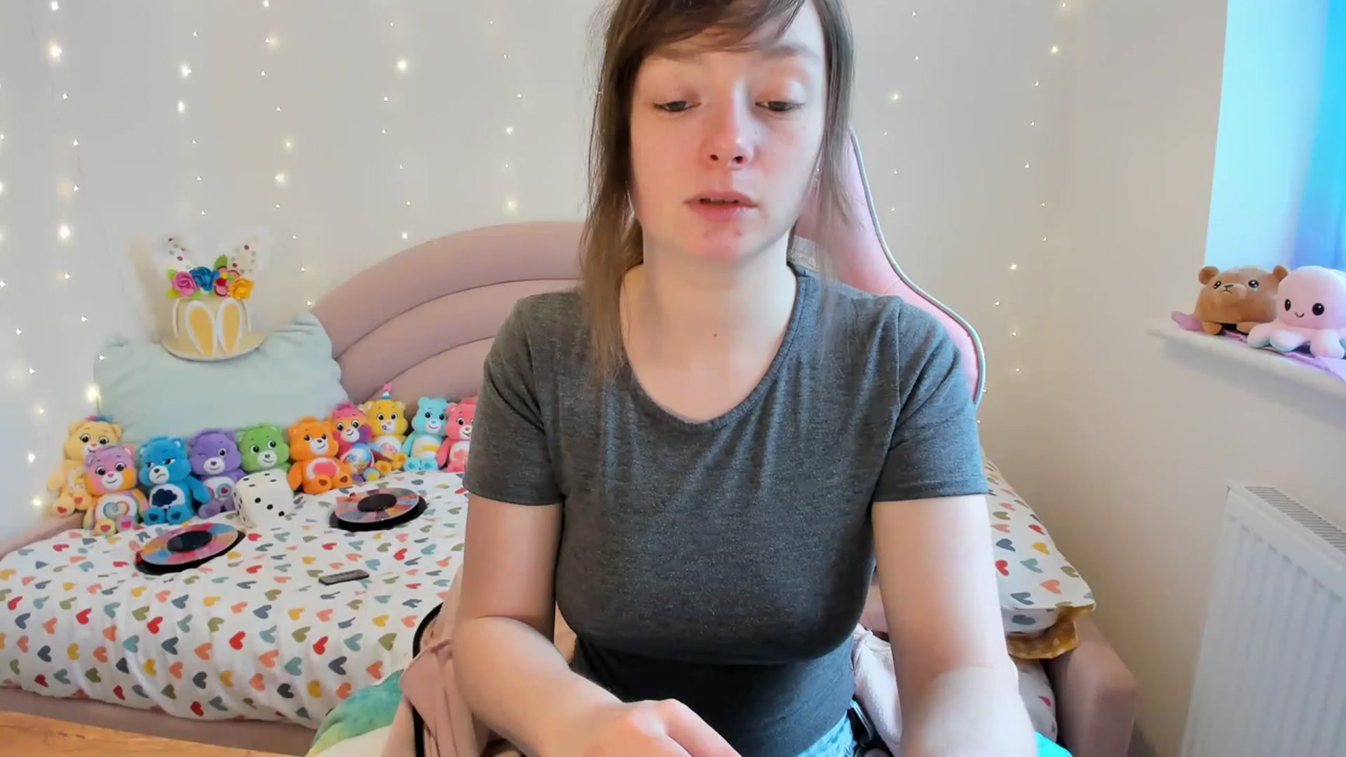 Gallery image thumbnail from JessieBear_'s myfreecams stream on, 03/11/2024, 14:13 image 8 of 20