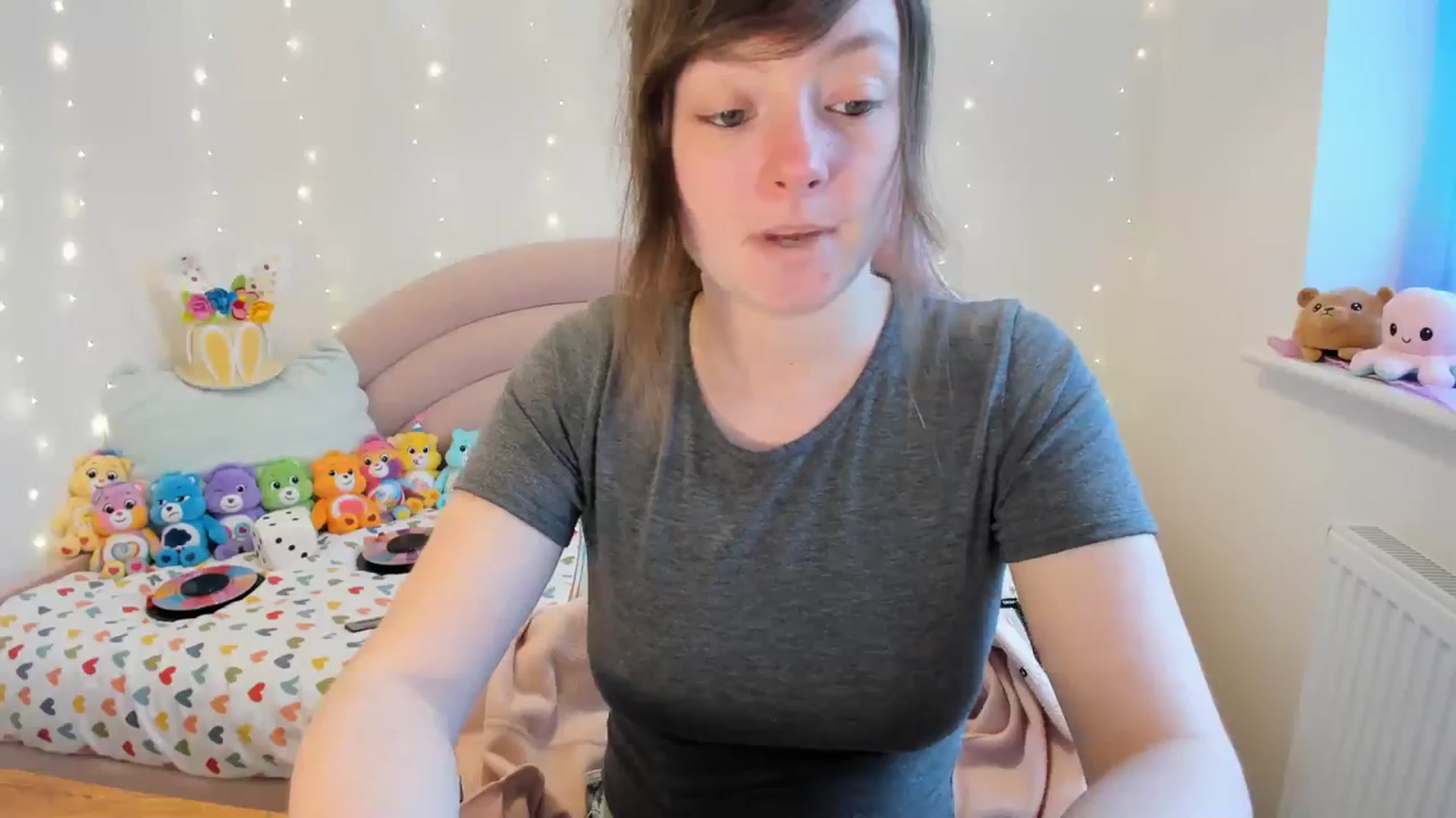 Gallery image thumbnail from JessieBear_'s myfreecams stream on, 03/11/2024, 15:22 image 6 of 20