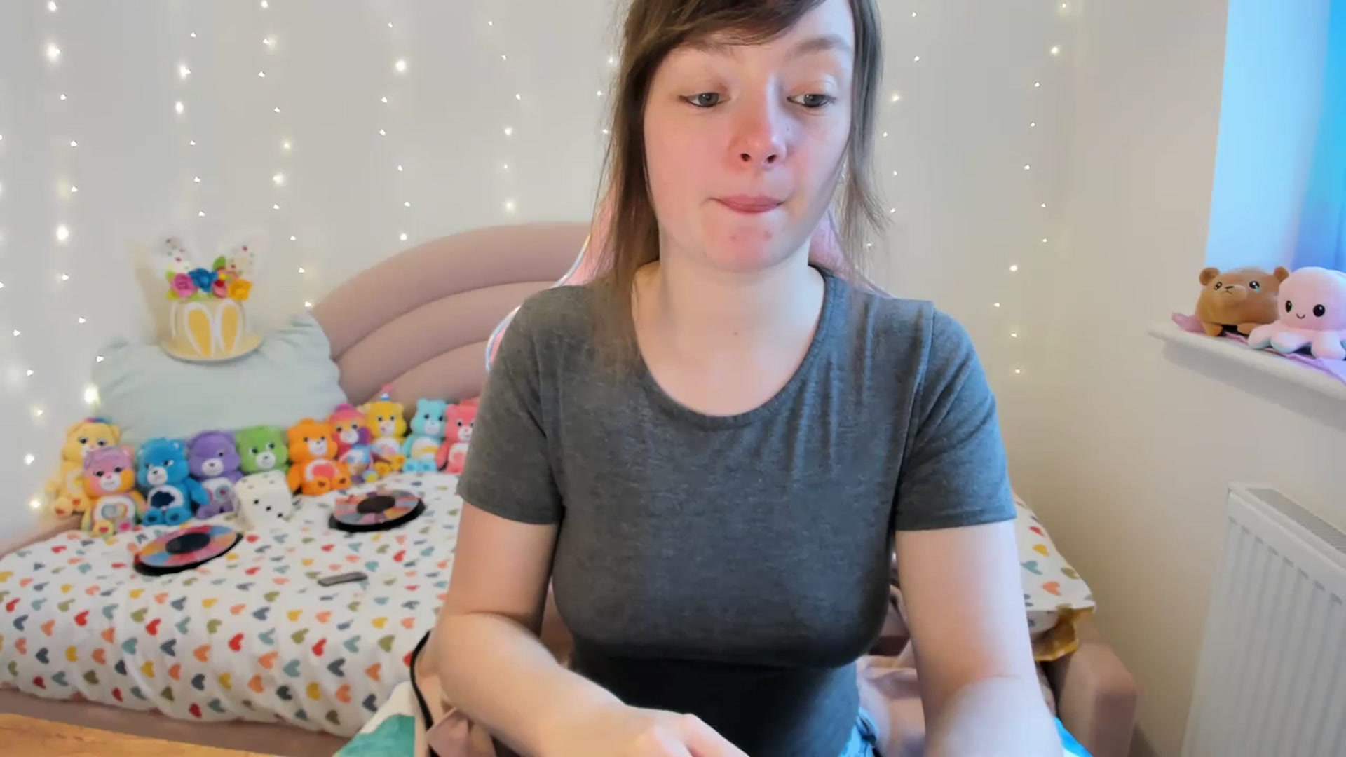 Gallery image thumbnail from JessieBear_'s myfreecams stream on, 03/11/2024, 15:22 image 2 of 20
