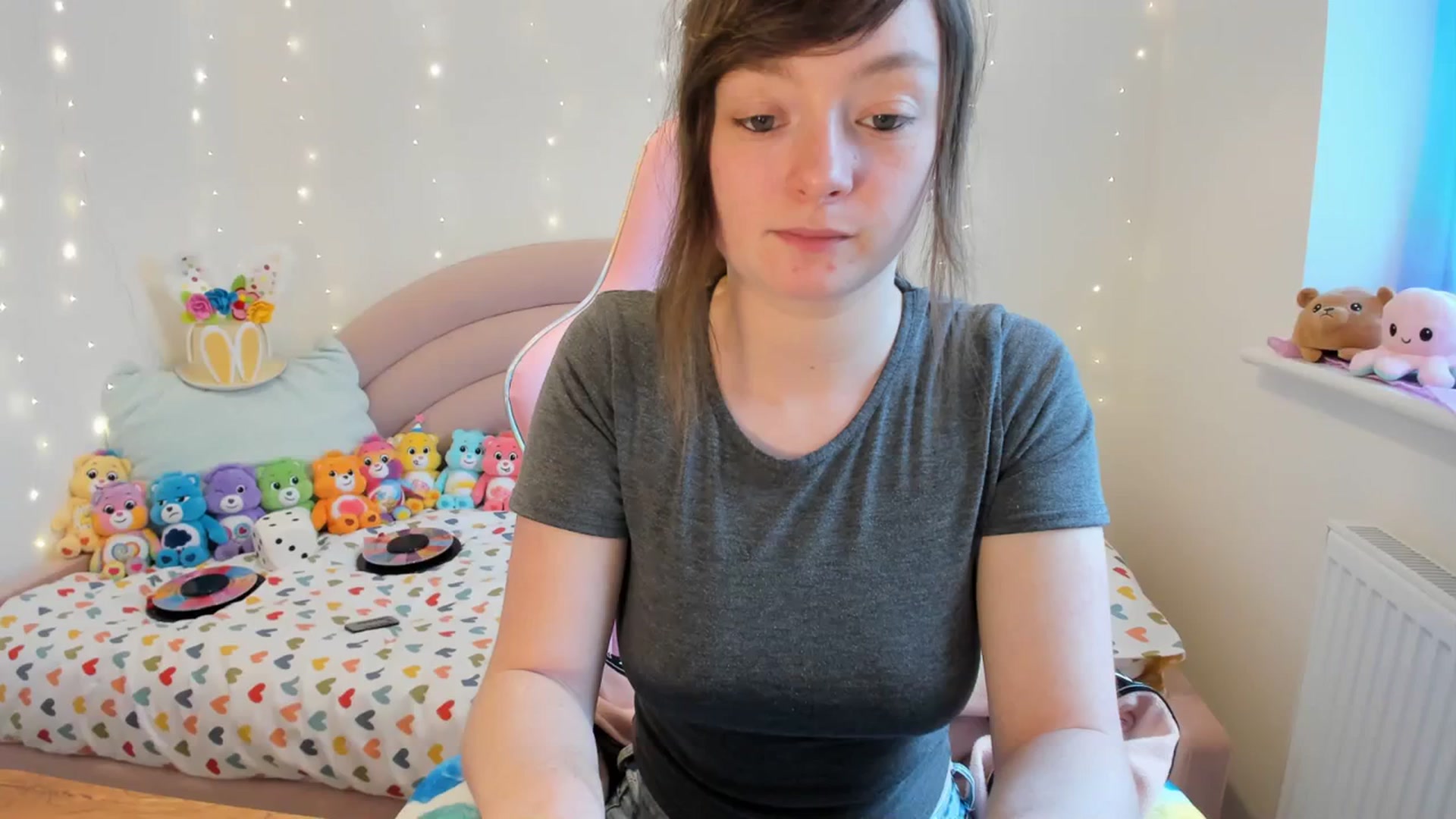 Gallery image thumbnail from JessieBear_'s myfreecams stream on, 03/11/2024, 16:09 image 7 of 20