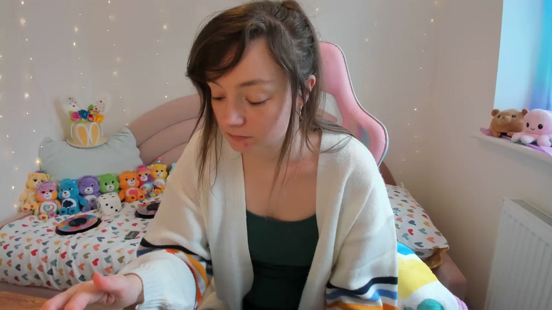 Gallery image thumbnail from JessieBear_'s myfreecams stream on, 03/12/2024, 14:42 image 1 of 20