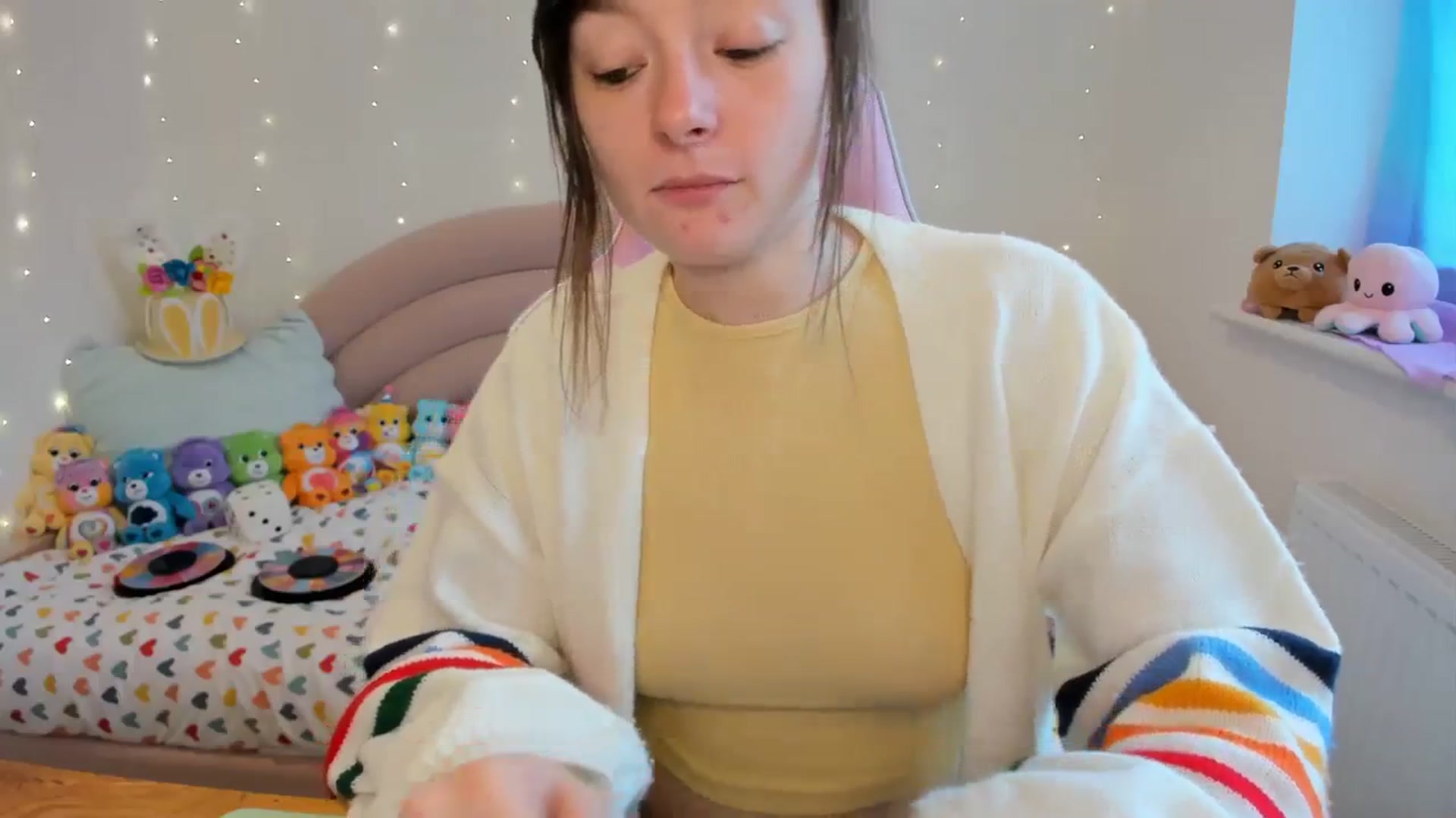 Gallery image thumbnail from JessieBear_'s myfreecams stream on, 03/14/2024, 15:50 image 15 of 20