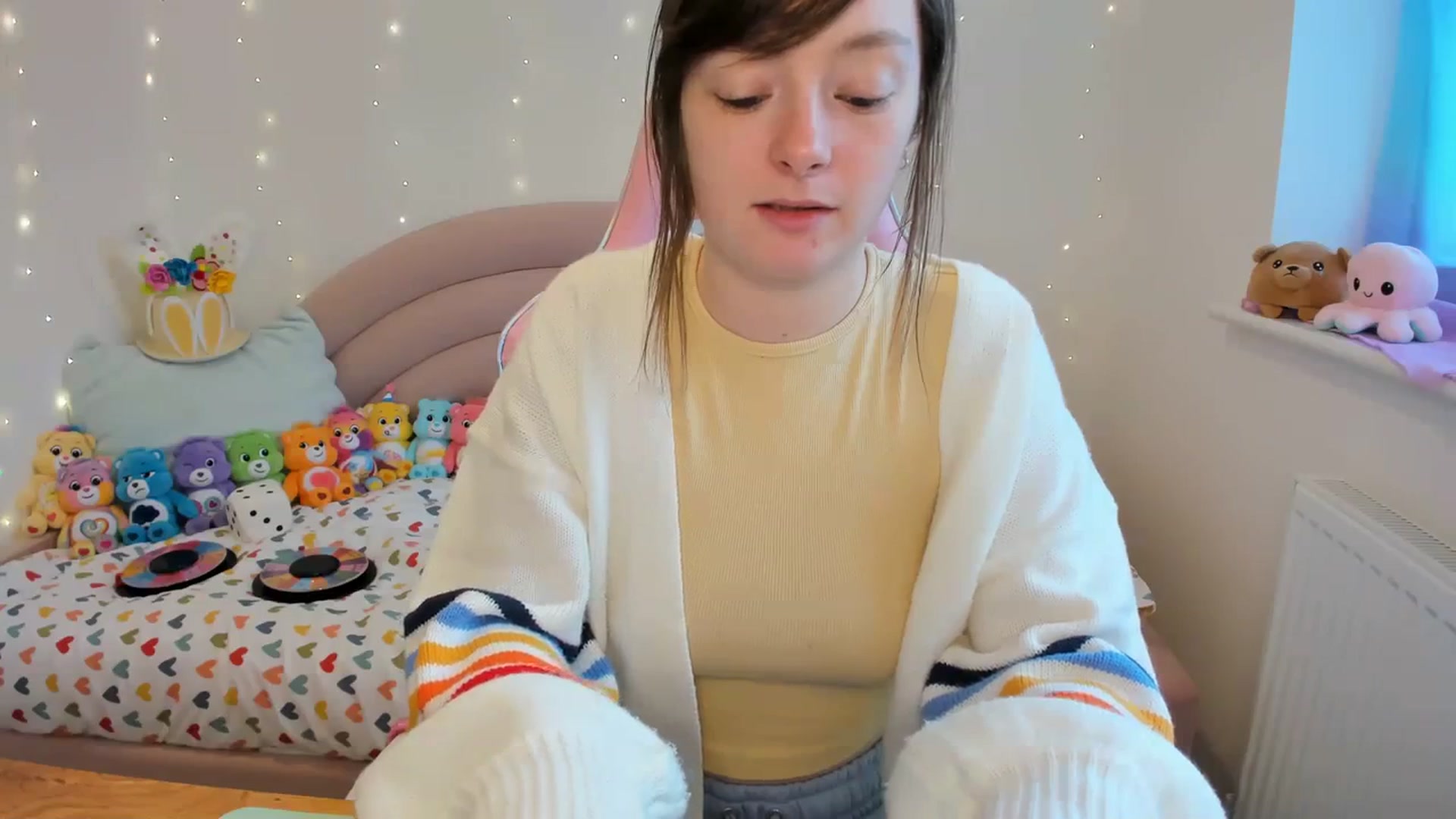Gallery image thumbnail from JessieBear_'s myfreecams stream on, 03/14/2024, 15:50 image 13 of 20
