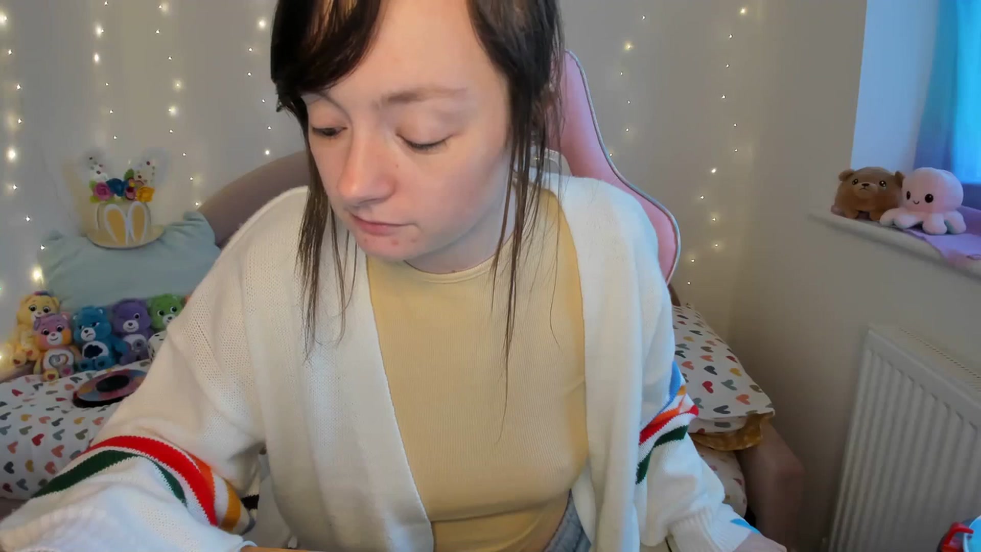 Gallery image thumbnail from JessieBear_'s myfreecams stream on, 03/14/2024, 18:52 image 7 of 20