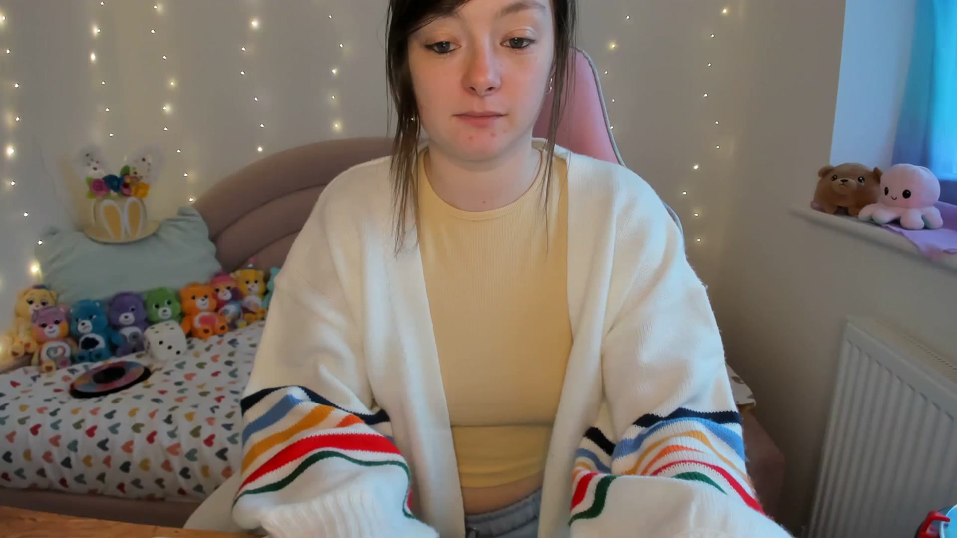 Gallery image thumbnail from JessieBear_'s myfreecams stream on, 03/14/2024, 18:52 image 6 of 20