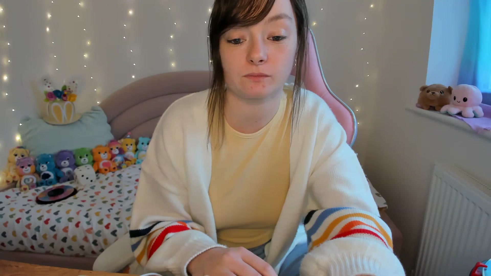 Gallery image thumbnail from JessieBear_'s myfreecams stream on, 03/14/2024, 18:52 image 5 of 20