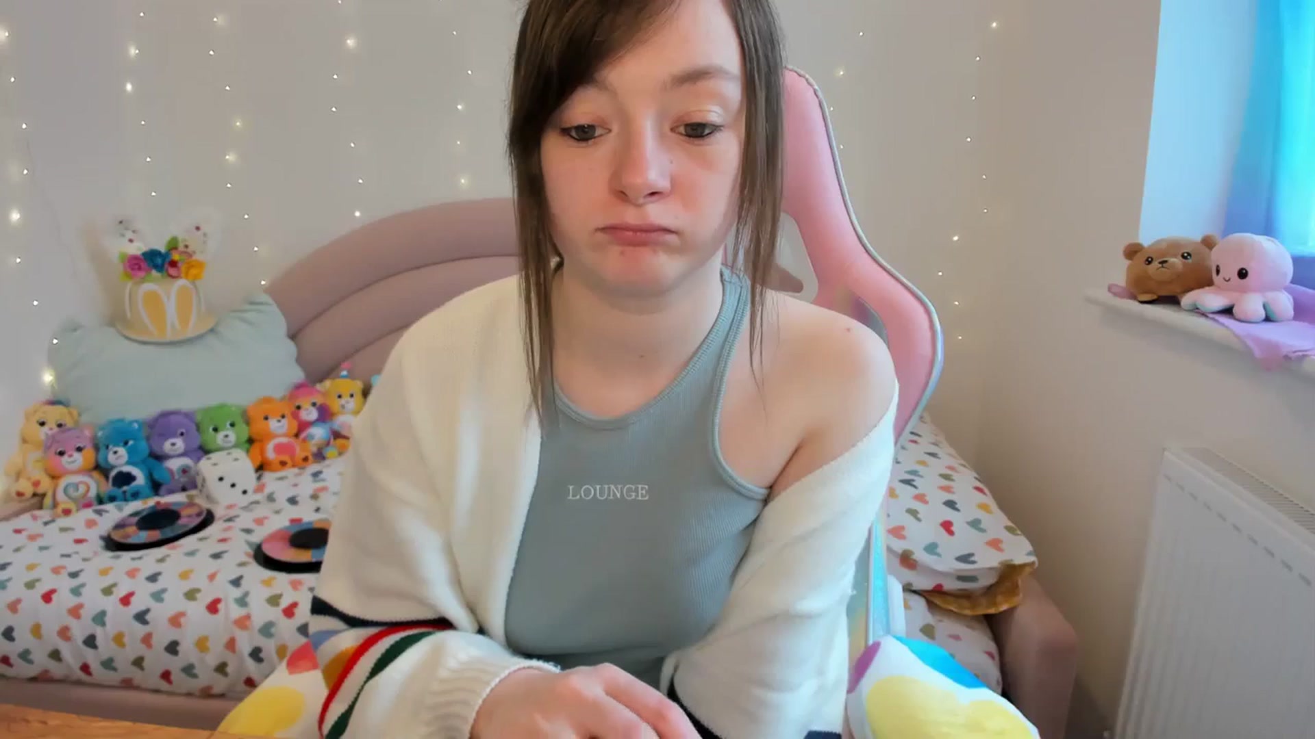 Gallery image thumbnail from JessieBear_'s myfreecams stream on, 03/15/2024, 15:24 image 12 of 20