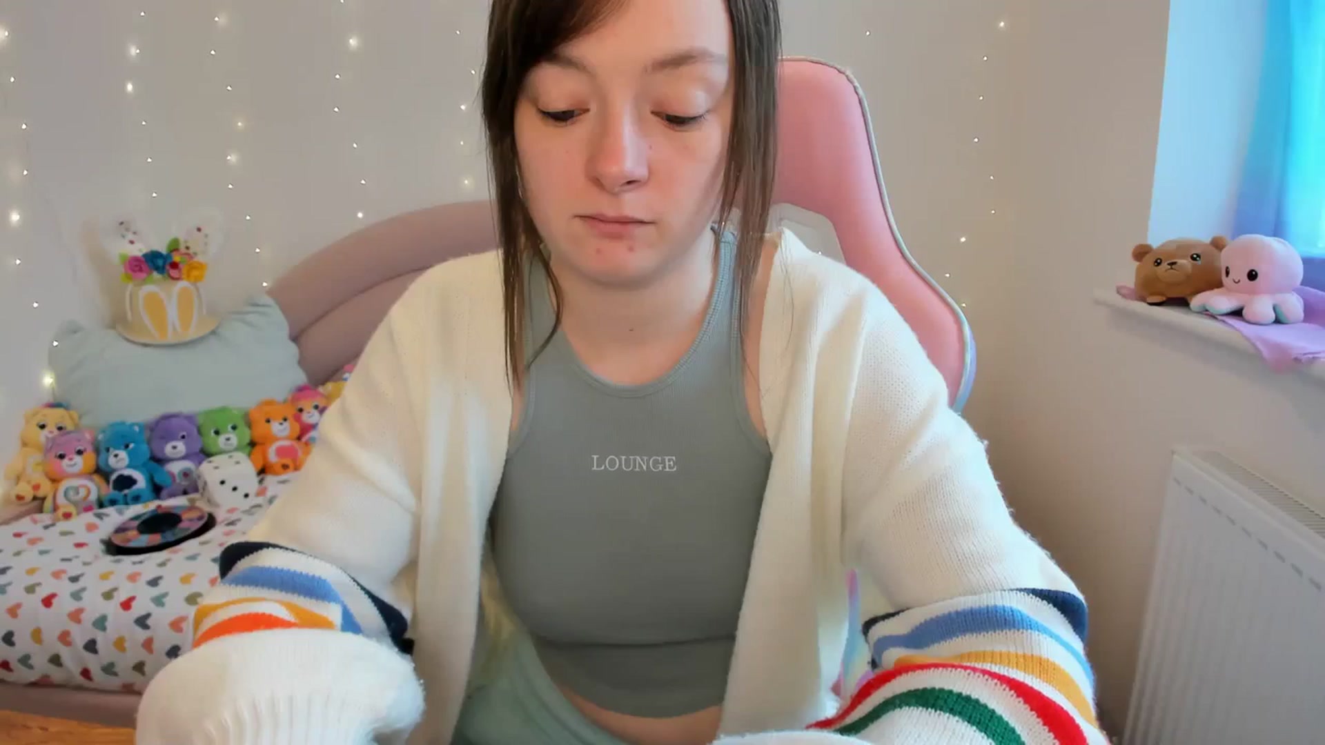 Gallery image thumbnail from JessieBear_'s myfreecams stream on, 03/15/2024, 15:24 image 16 of 20