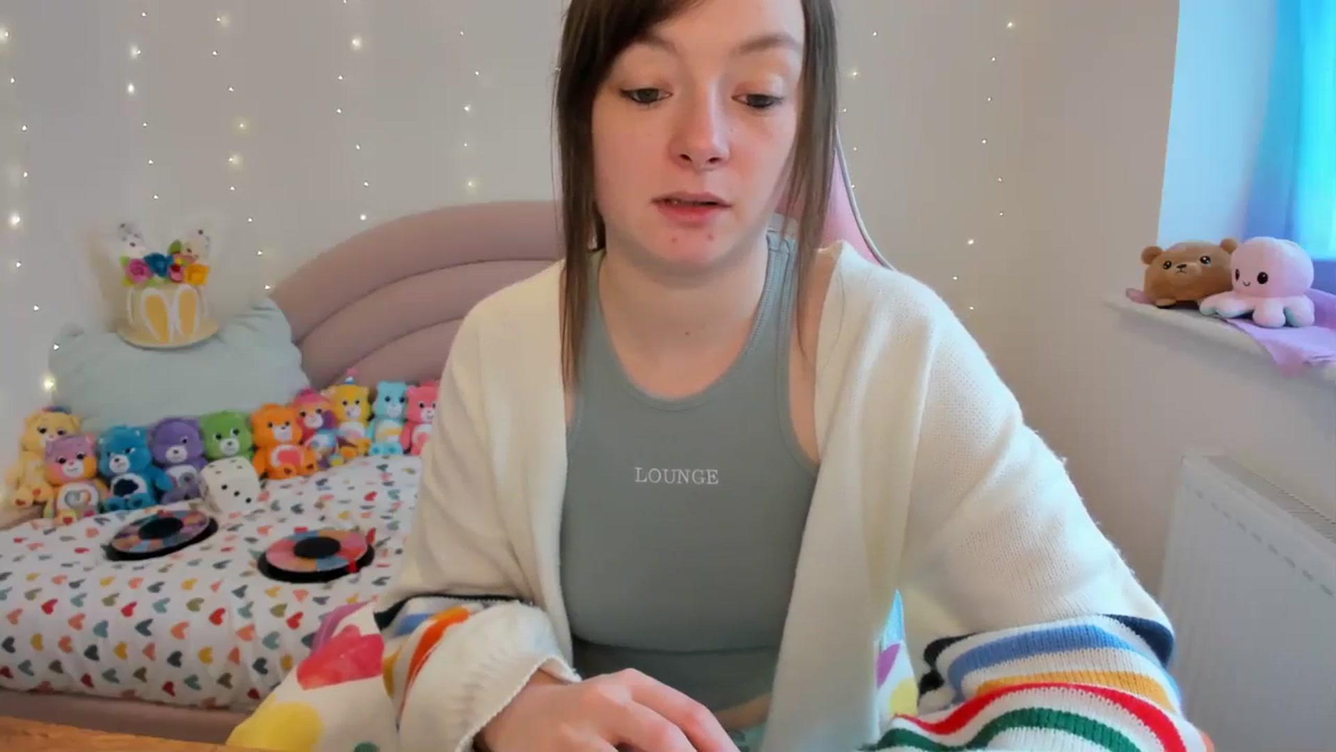 Gallery image thumbnail from JessieBear_'s myfreecams stream on, 03/15/2024, 15:24 image 14 of 20