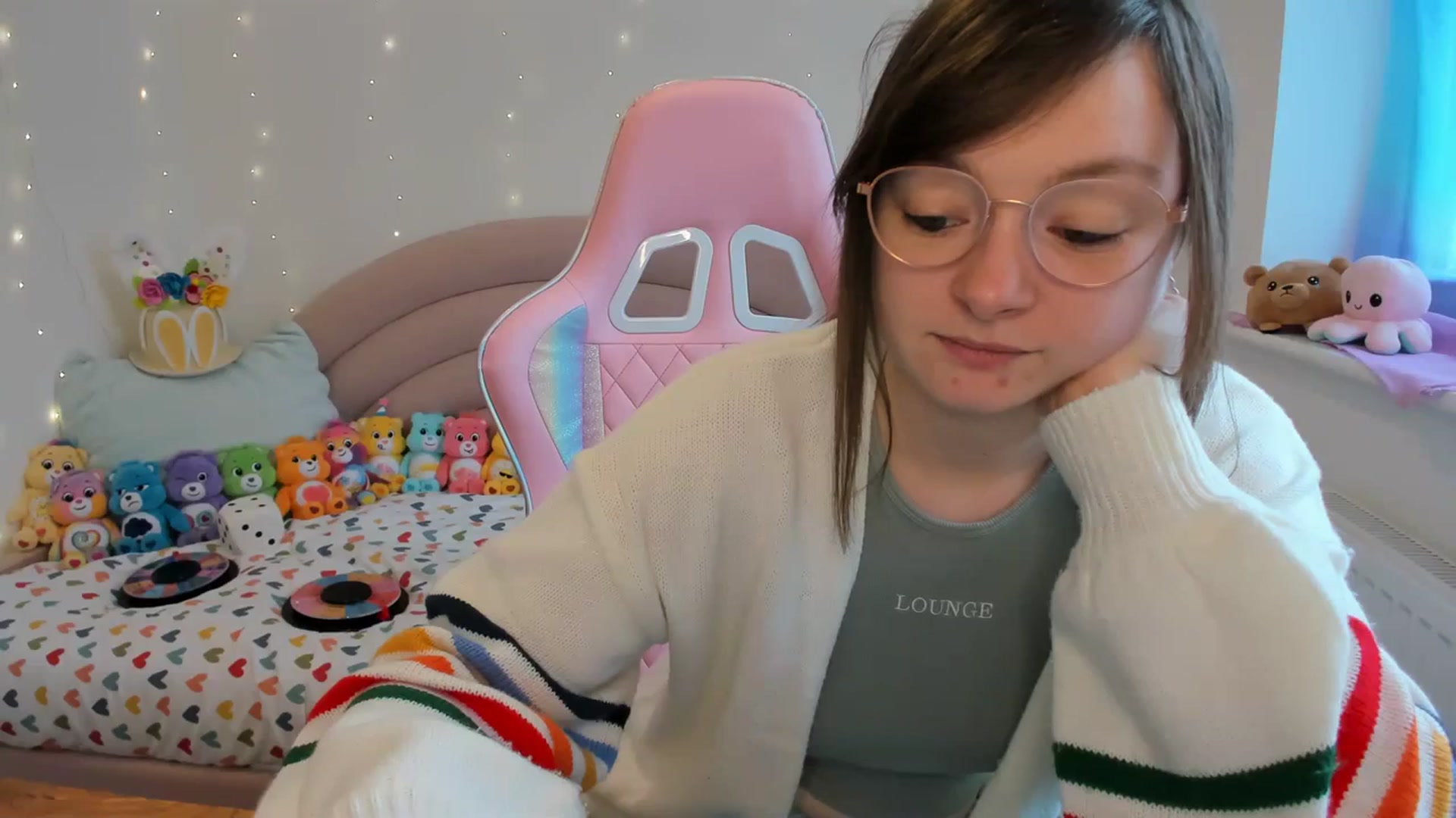 Gallery image thumbnail from JessieBear_'s myfreecams stream on, 03/15/2024, 15:24 image 20 of 20