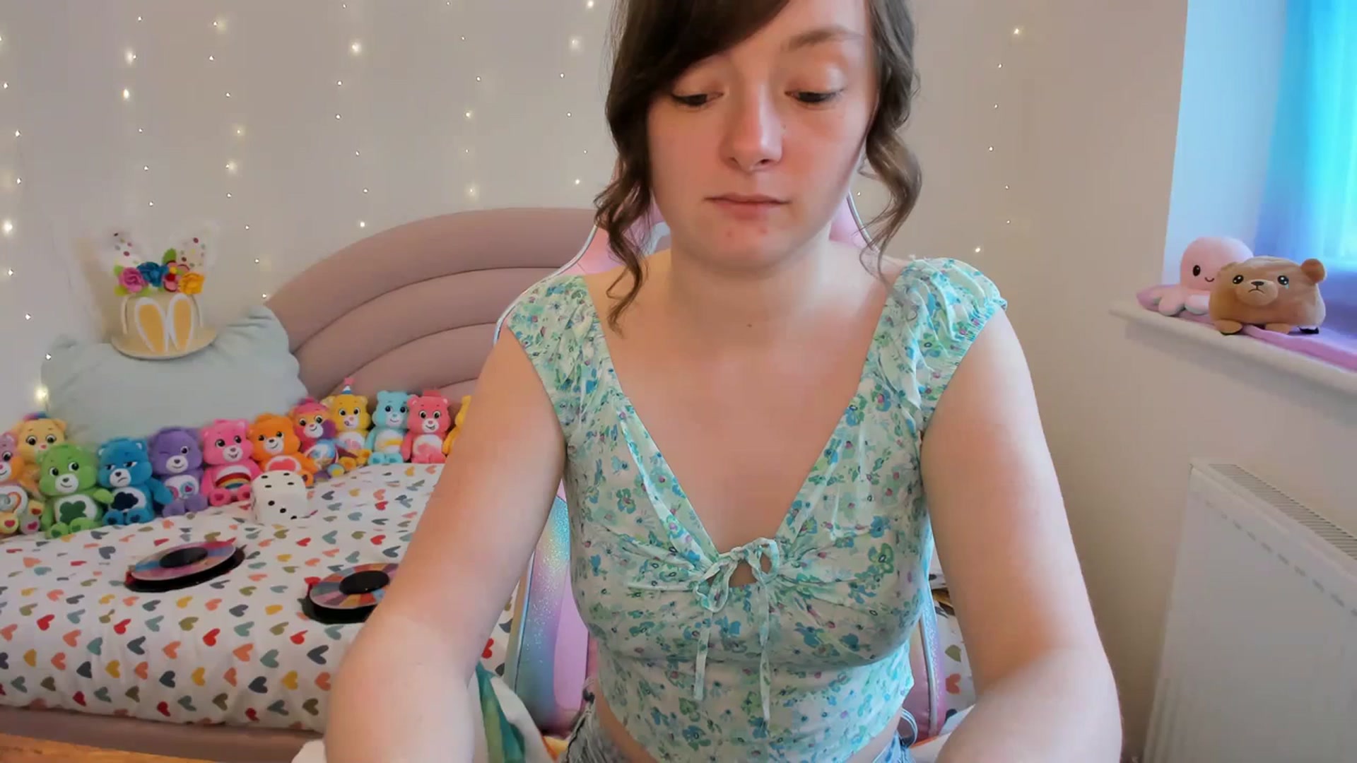 Gallery image thumbnail from JessieBear_'s myfreecams stream on, 03/21/2024, 15:46 image 17 of 20