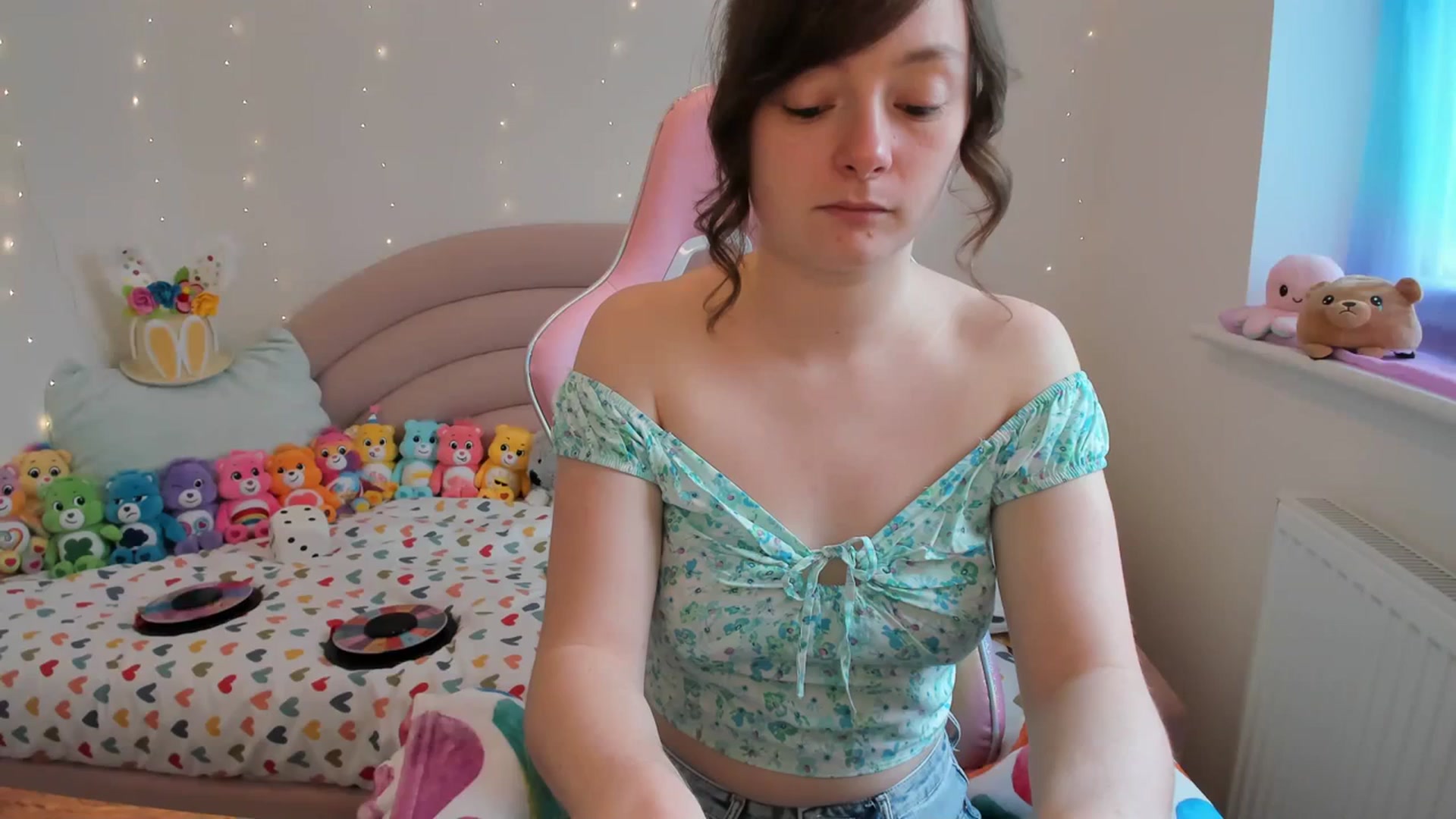 Gallery image thumbnail from JessieBear_'s myfreecams stream on, 03/21/2024, 15:46 image 5 of 20