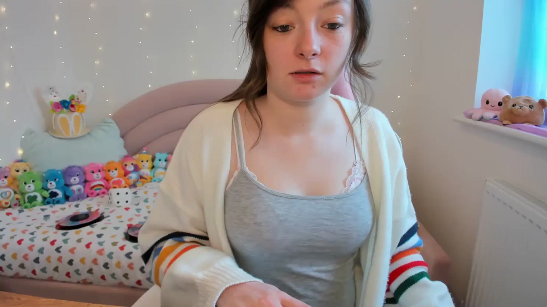 Gallery image thumbnail from JessieBear_'s myfreecams stream on, 03/22/2024, 16:08 image 5 of 20