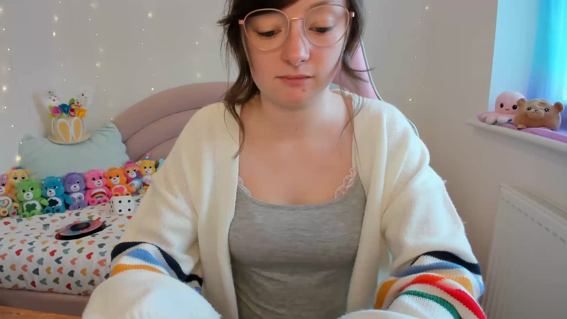 Gallery image thumbnail from JessieBear_'s myfreecams stream on, 03/22/2024, 16:08 image 20 of 20