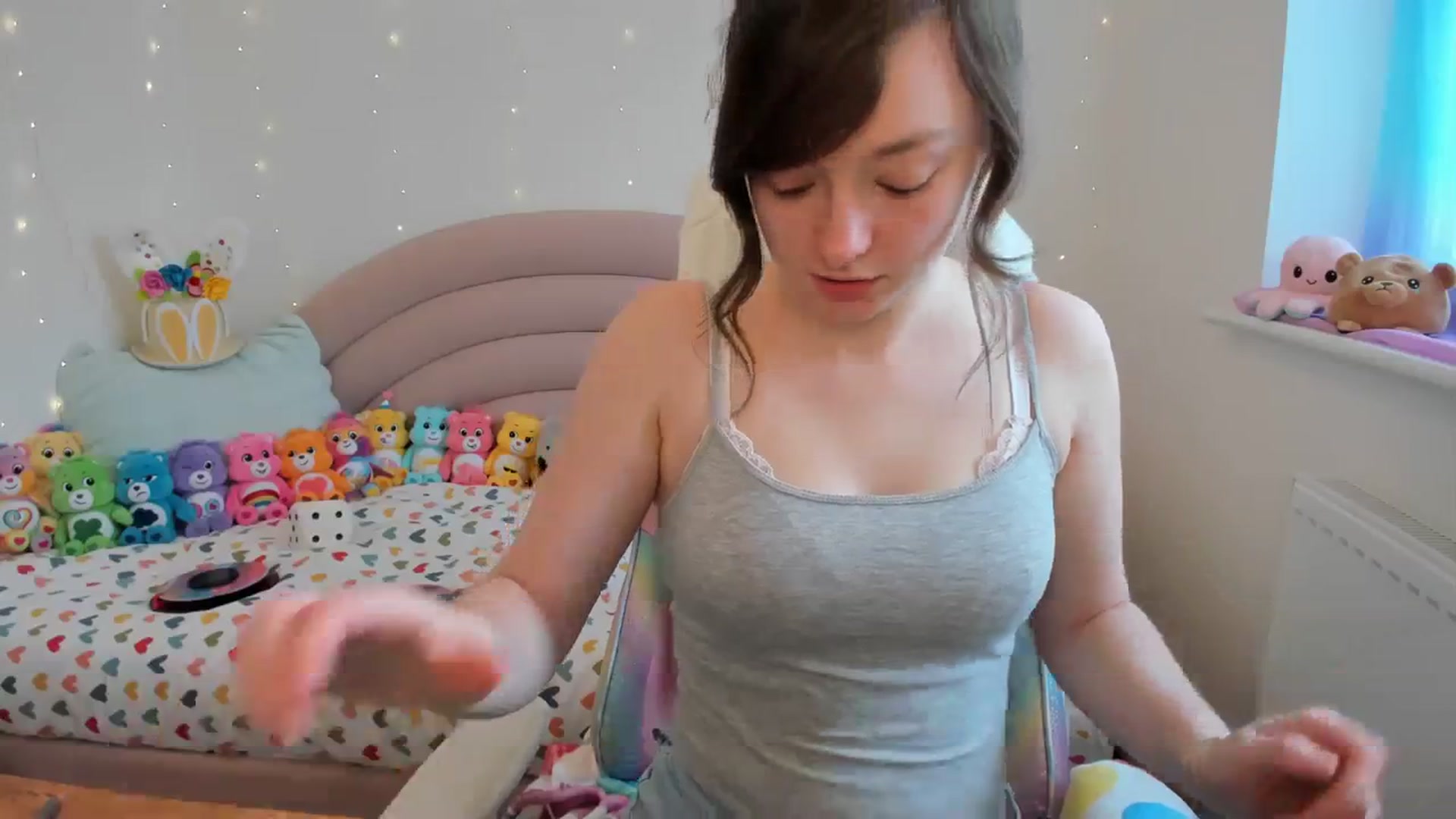 Gallery image thumbnail from JessieBear_'s myfreecams stream on, 03/22/2024, 16:08 image 9 of 20