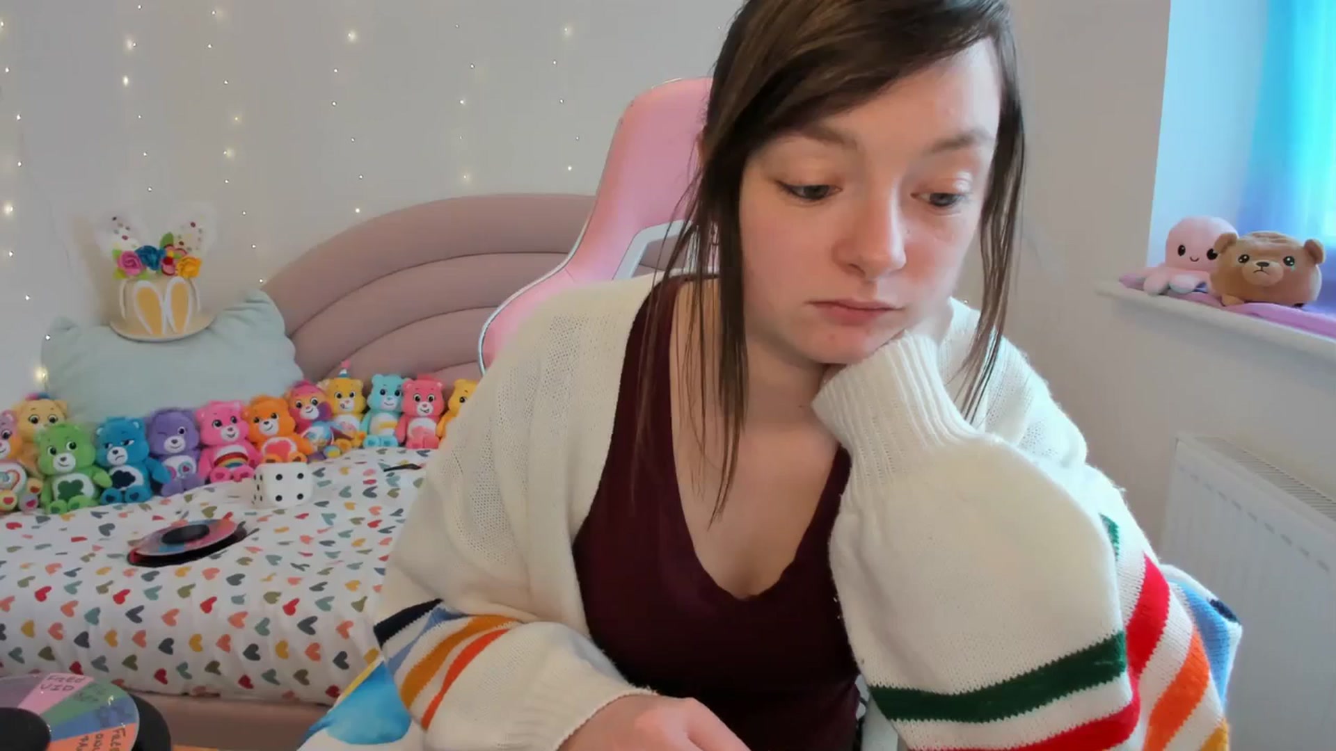 Gallery image thumbnail from JessieBear_'s myfreecams stream on, 03/28/2024, 17:53 image 6 of 20