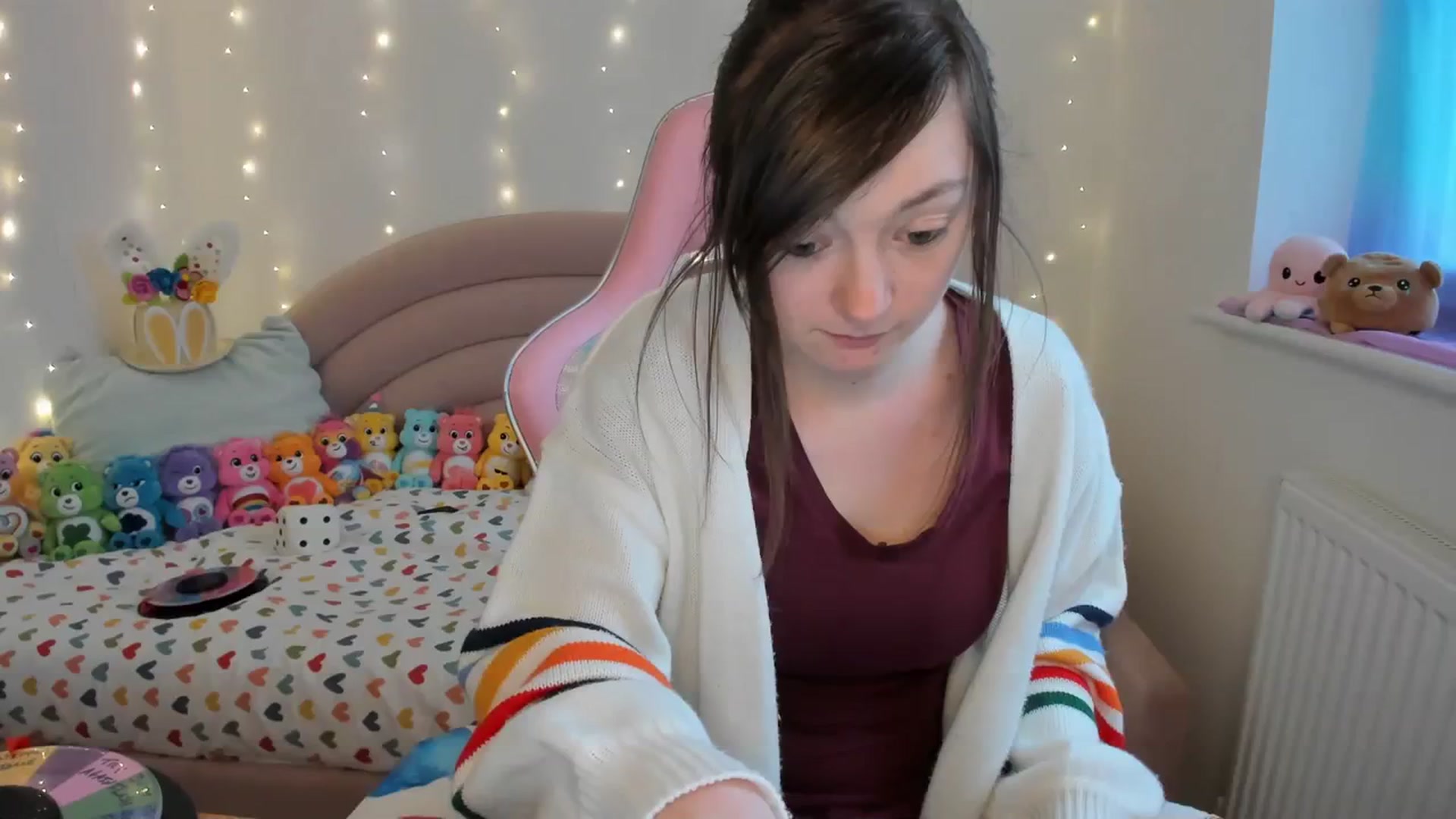 Gallery image thumbnail from JessieBear_'s myfreecams stream on, 03/28/2024, 17:53 image 17 of 20