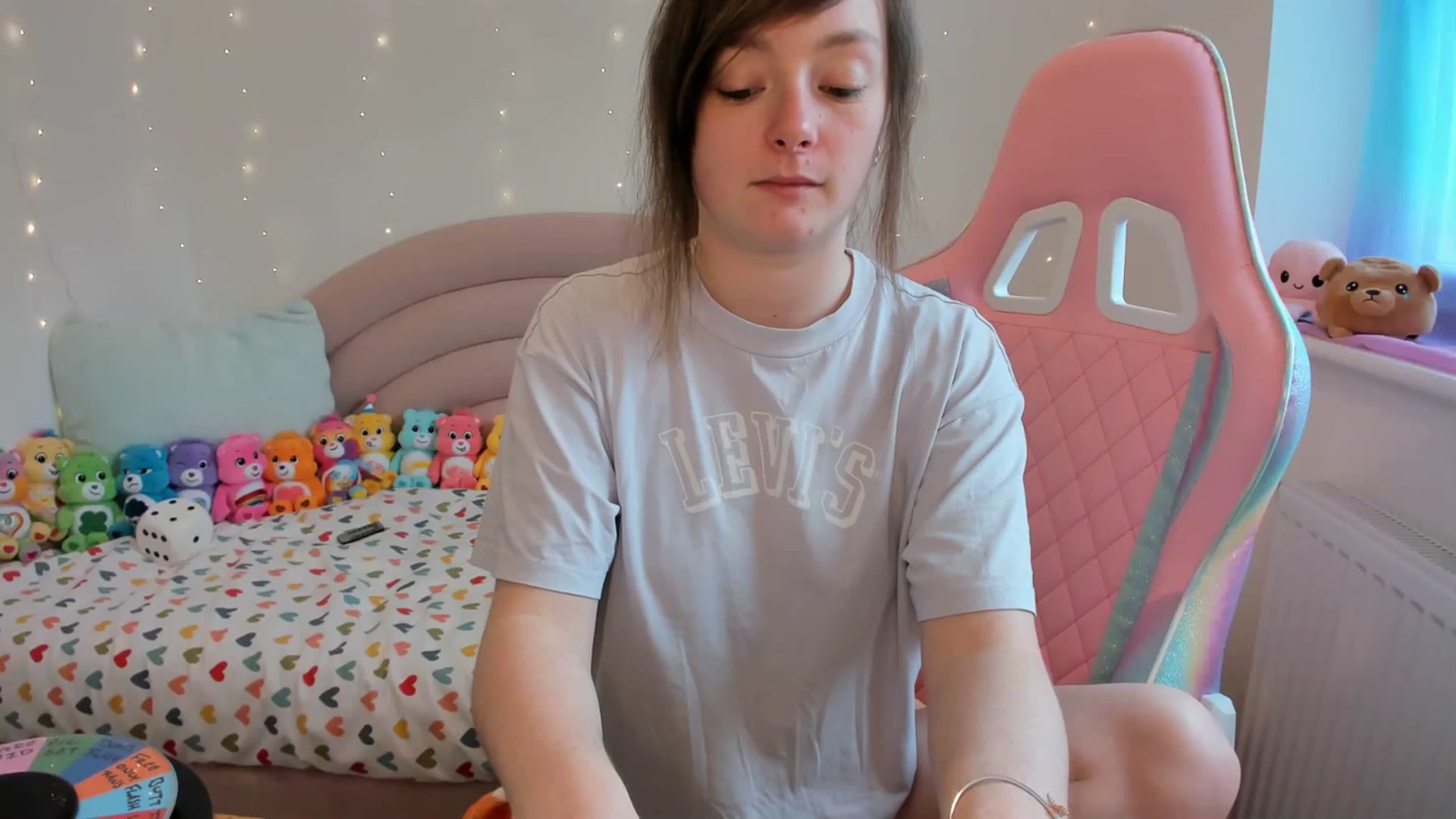 Gallery image thumbnail from JessieBear_'s myfreecams stream on, 04/05/2024, 14:14 image 19 of 20