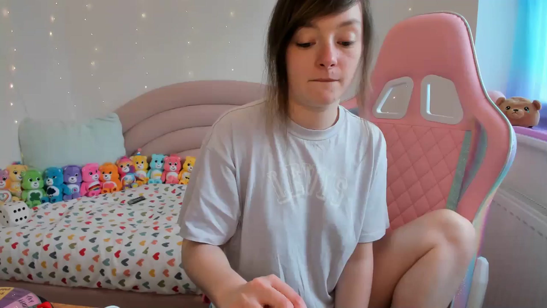 Gallery image thumbnail from JessieBear_'s myfreecams stream on, 04/05/2024, 14:14 image 11 of 20