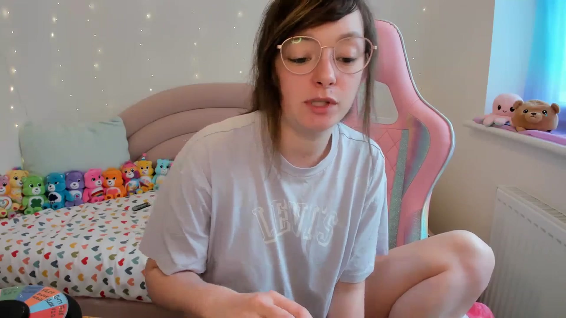 Gallery image thumbnail from JessieBear_'s myfreecams stream on, 04/05/2024, 16:21 image 11 of 20