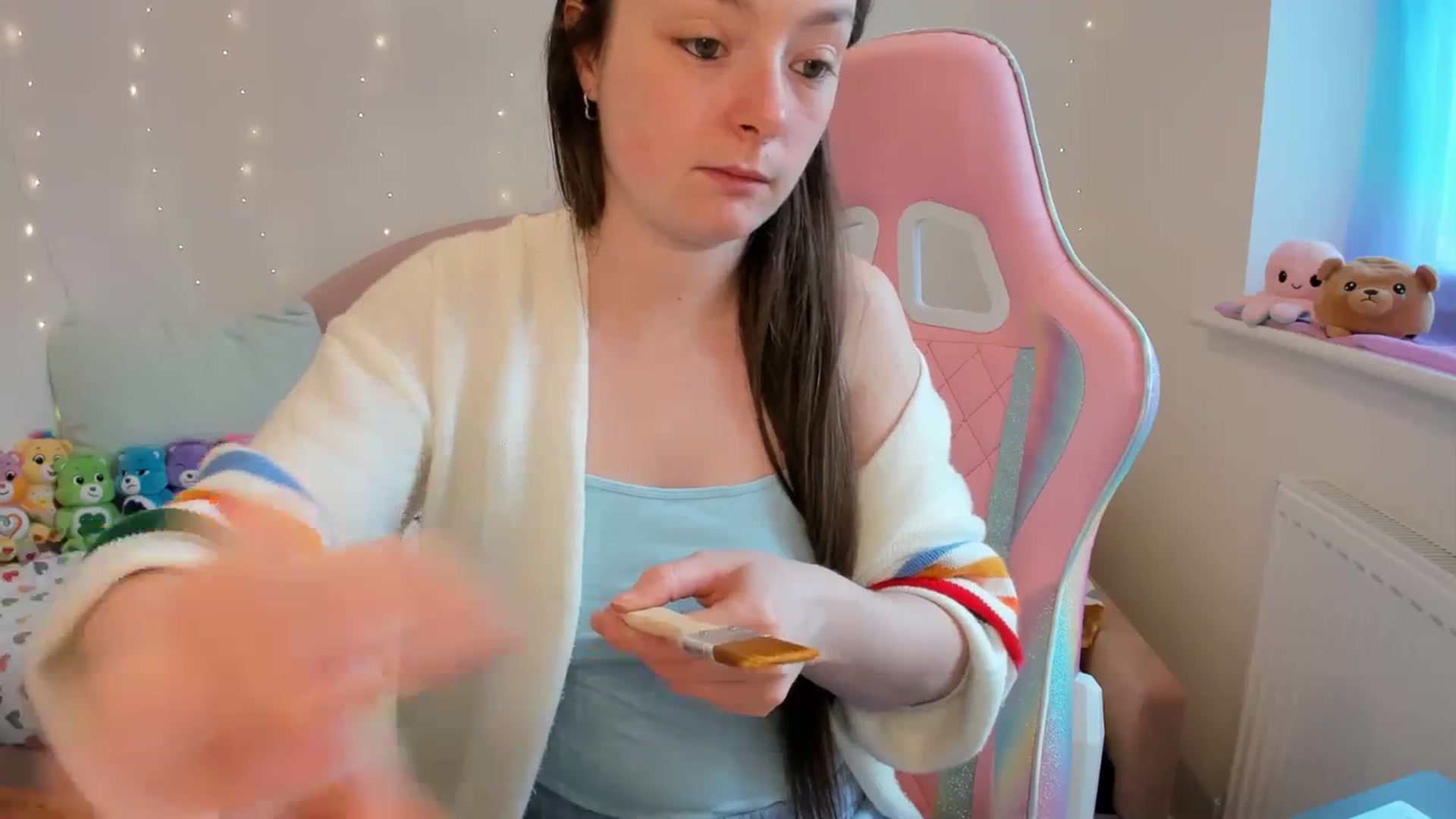 Gallery image thumbnail from JessieBear_'s myfreecams stream on, 04/08/2024, 14:43 image 19 of 20