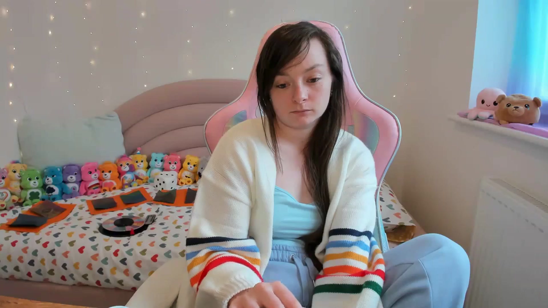 Gallery image thumbnail from JessieBear_'s myfreecams stream on, 04/08/2024, 16:16 image 18 of 20