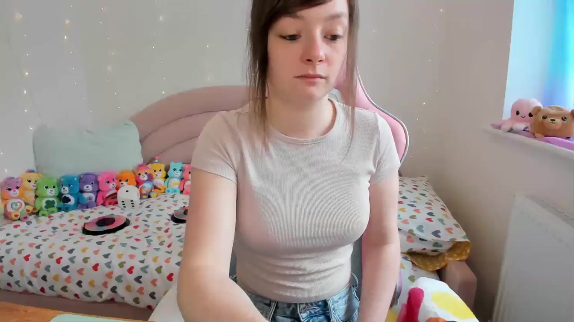 Gallery image thumbnail from JessieBear_'s myfreecams stream on, 04/11/2024, 14:51 image 9 of 20