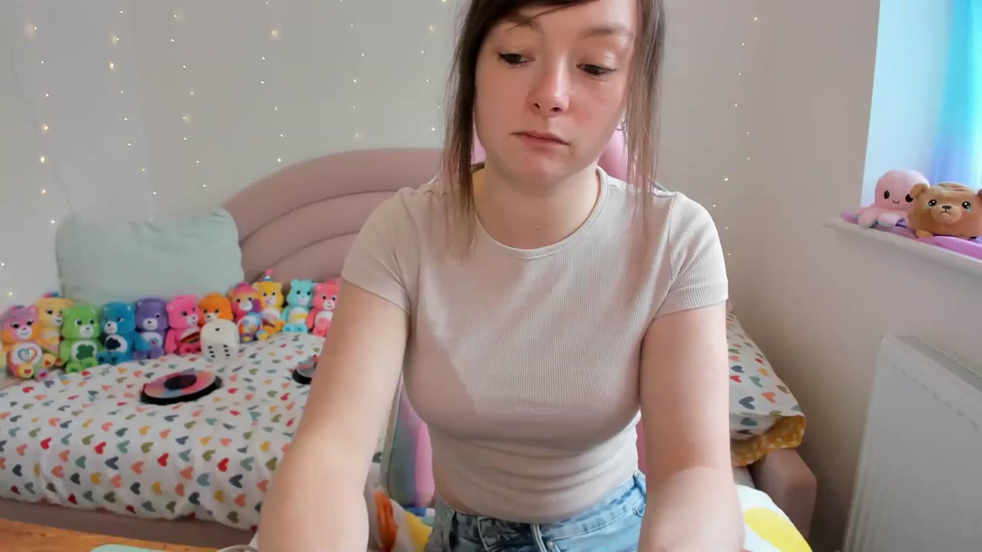 Gallery image thumbnail from JessieBear_'s myfreecams stream on, 04/11/2024, 14:51 image 3 of 20