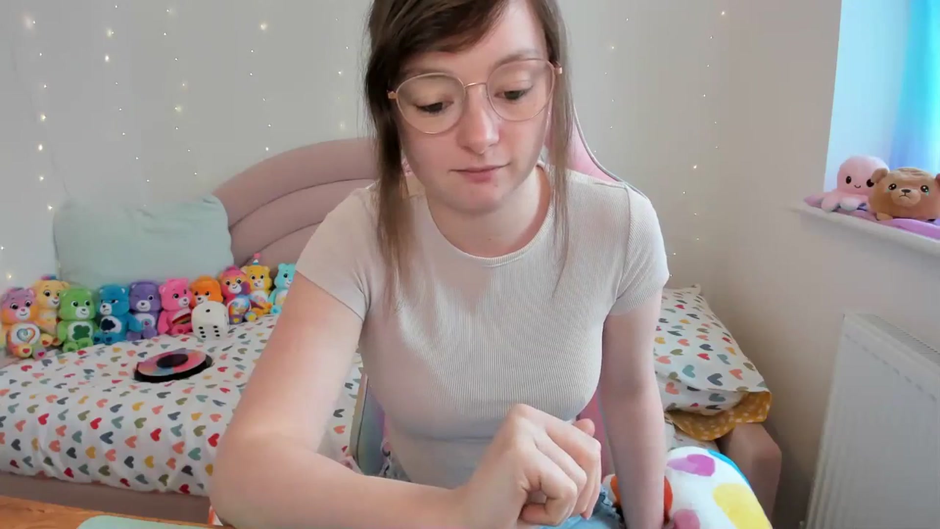 Gallery image thumbnail from JessieBear_'s myfreecams stream on, 04/11/2024, 15:49 image 15 of 20