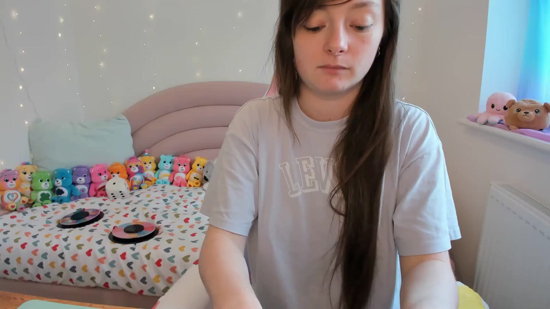 Gallery image thumbnail from JessieBear_'s myfreecams stream on, 04/12/2024, 17:06 image 19 of 20