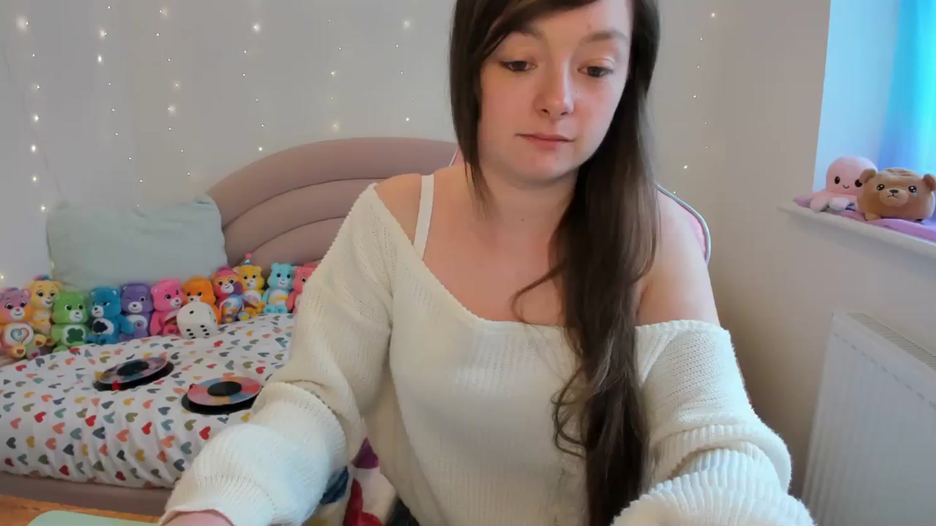 Gallery image thumbnail from JessieBear_'s myfreecams stream on, 04/15/2024, 15:31 image 16 of 20