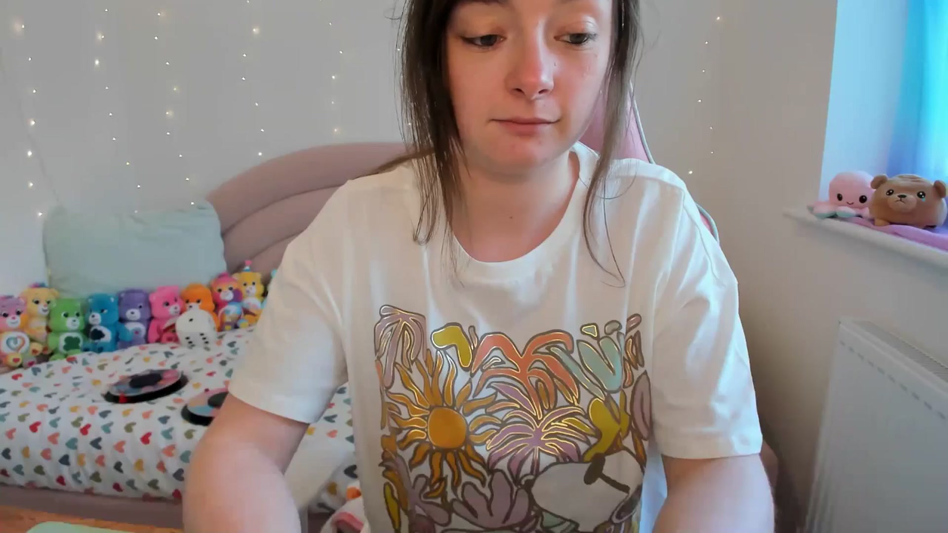 Gallery image thumbnail from JessieBear_'s myfreecams stream on, 04/16/2024, 16:11 image 11 of 20