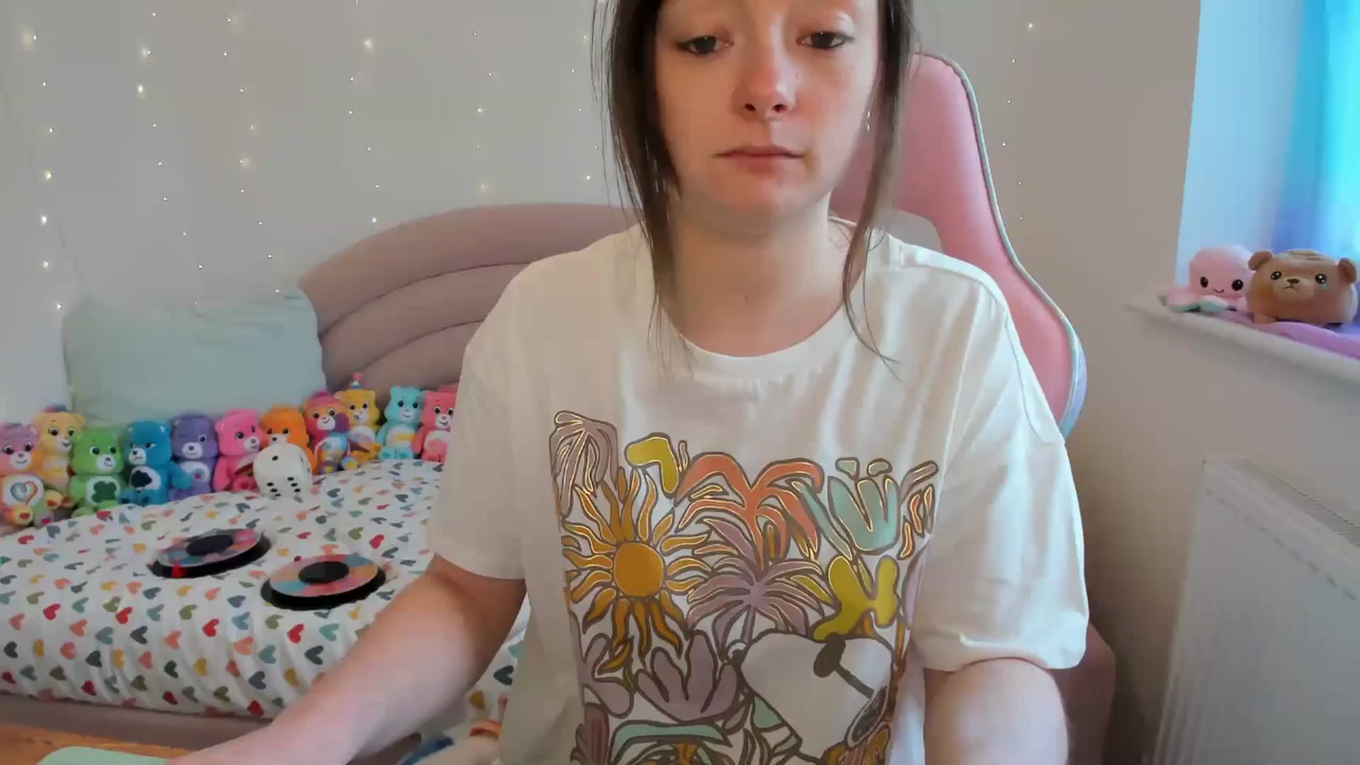 Gallery image thumbnail from JessieBear_'s myfreecams stream on, 04/16/2024, 16:11 image 1 of 20