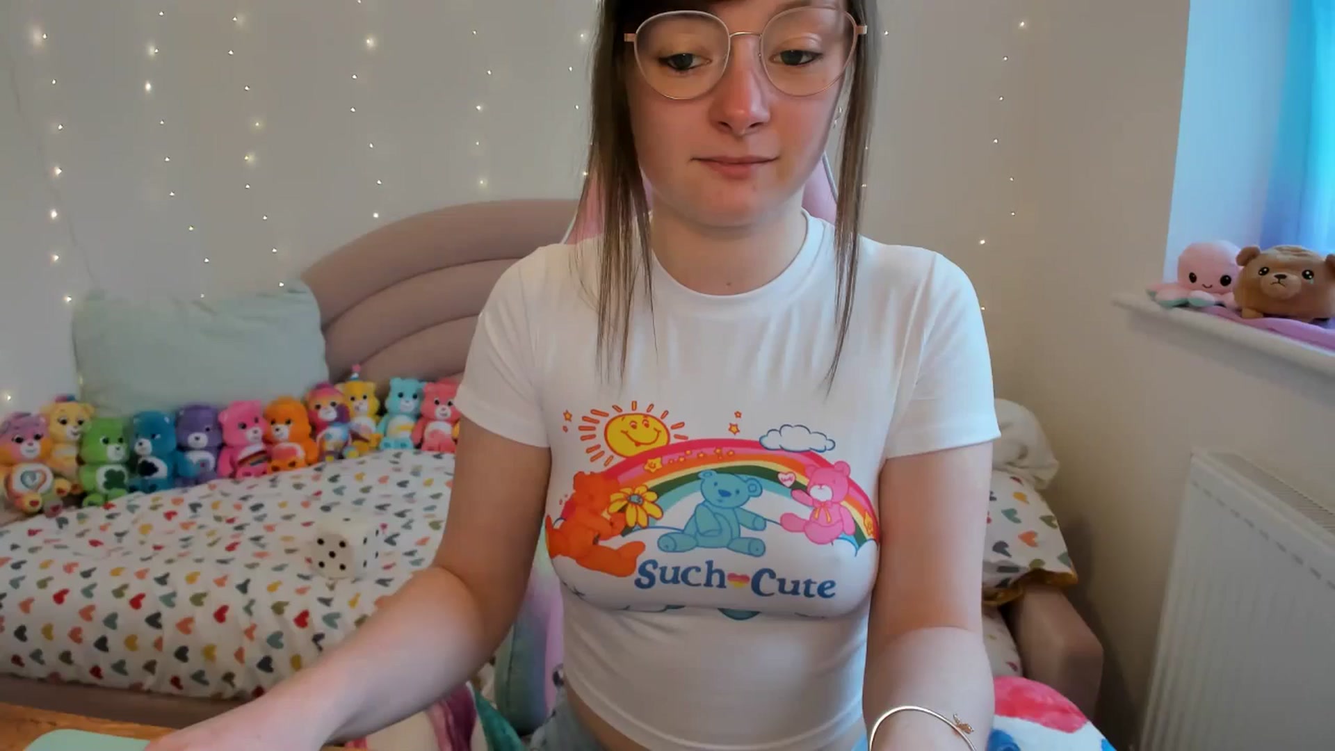Gallery image thumbnail from JessieBear_'s myfreecams stream on, 04/18/2024, 14:09 image 11 of 20
