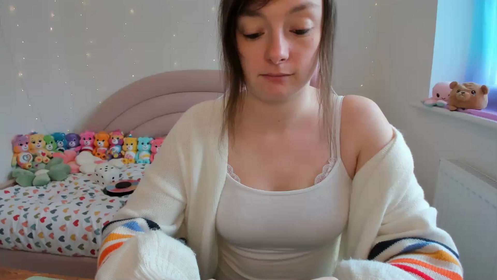 Gallery image thumbnail from JessieBear_'s myfreecams stream on, 04/25/2024, 13:45 image 9 of 20