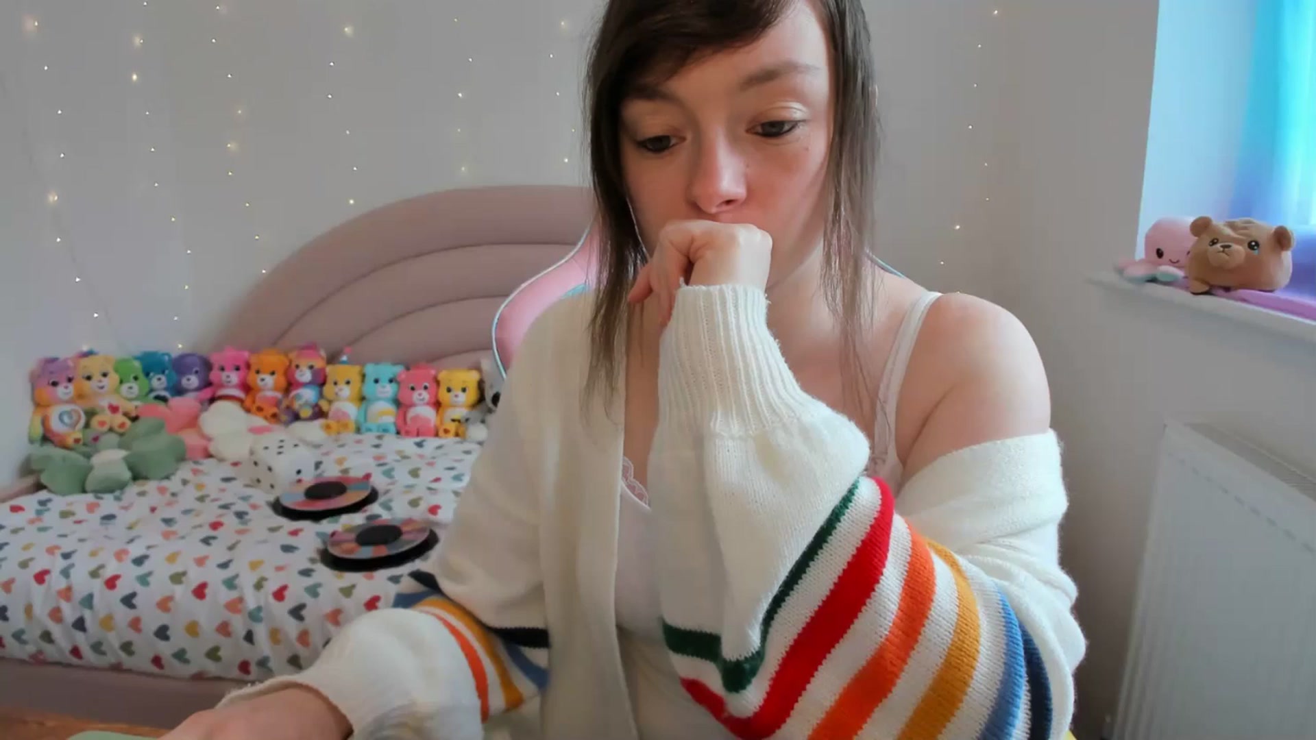 Gallery image thumbnail from JessieBear_'s myfreecams stream on, 04/25/2024, 13:45 image 20 of 20