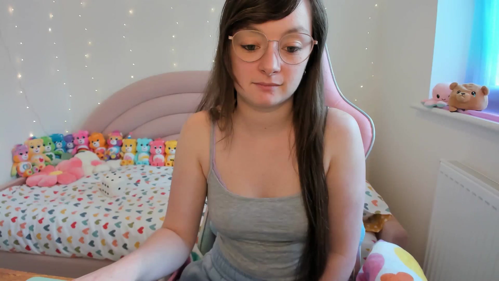 Gallery image thumbnail from JessieBear_'s myfreecams stream on, 04/26/2024, 15:43 image 18 of 20