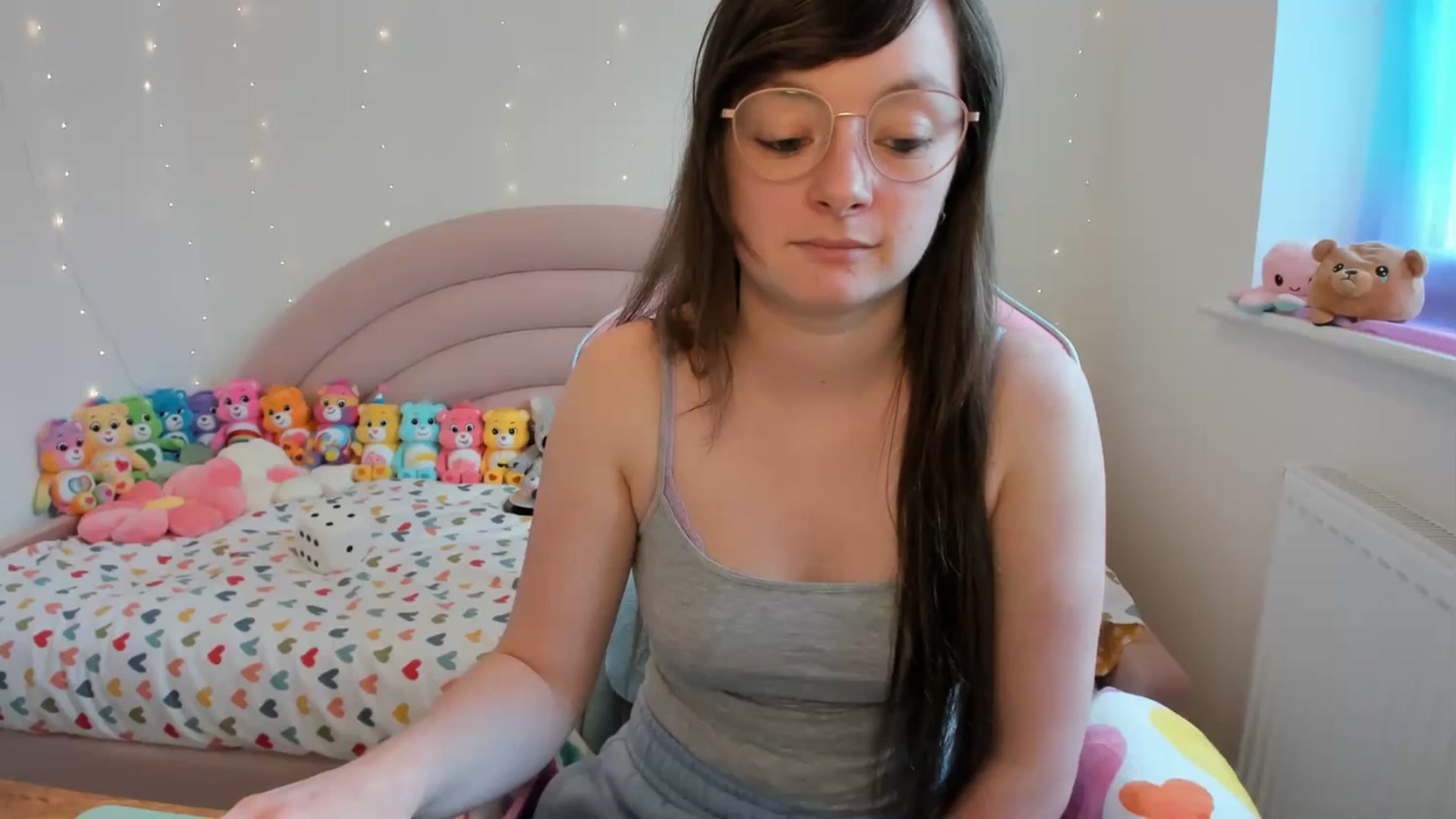 Gallery image thumbnail from JessieBear_'s myfreecams stream on, 04/26/2024, 15:43 image 16 of 20