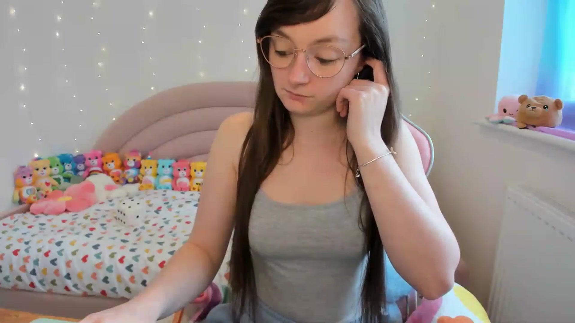 Gallery image thumbnail from JessieBear_'s myfreecams stream on, 04/26/2024, 15:43 image 11 of 20