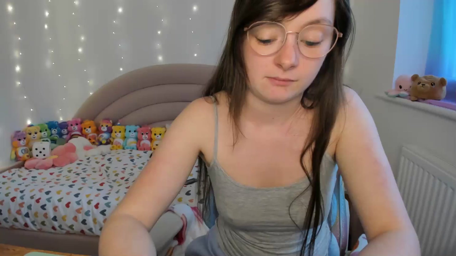 Gallery image thumbnail from JessieBear_'s myfreecams stream on, 04/26/2024, 17:02 image 18 of 20