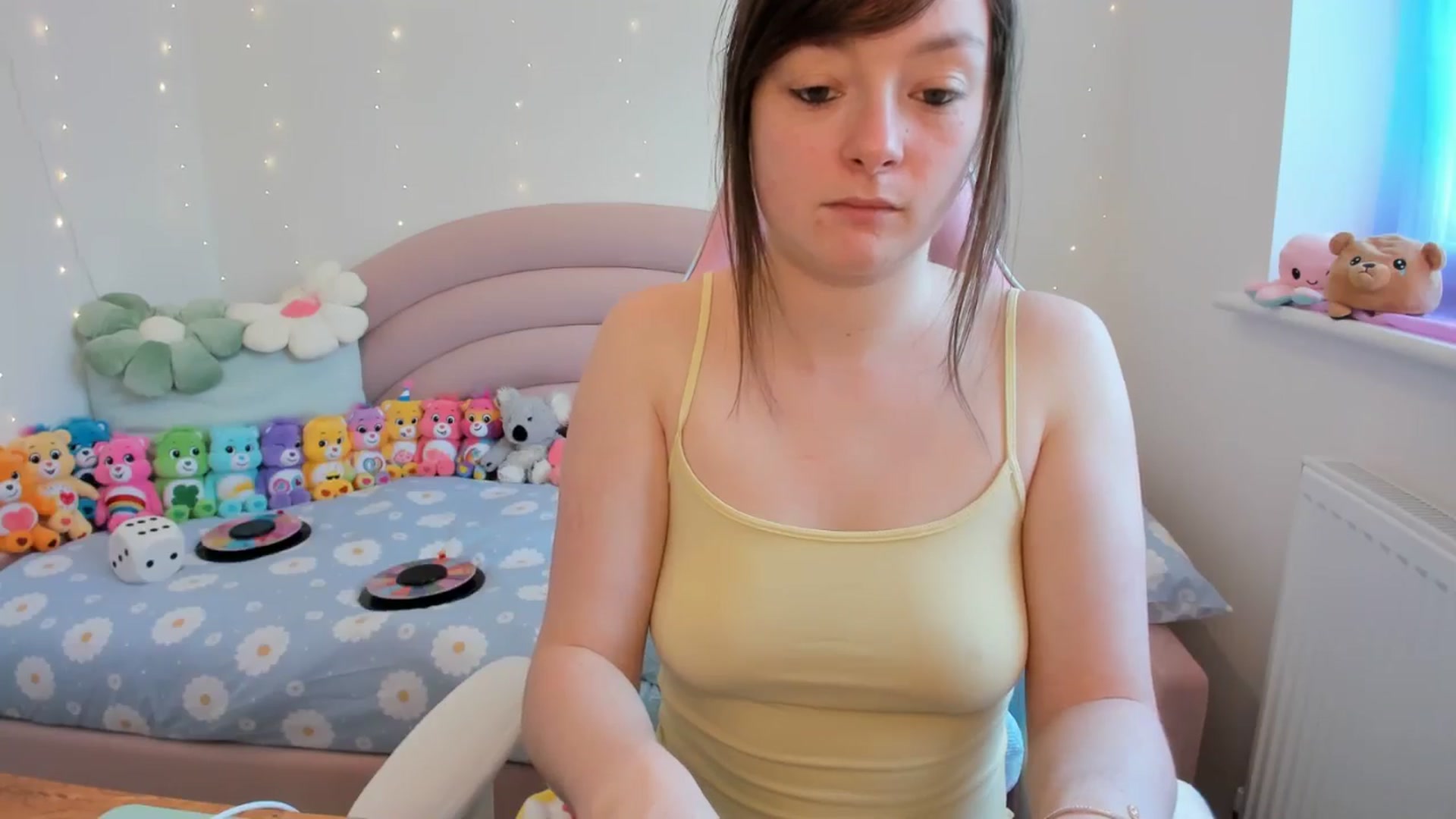 Gallery image thumbnail from JessieBear_'s myfreecams stream on, 04/30/2024, 13:54 image 12 of 20