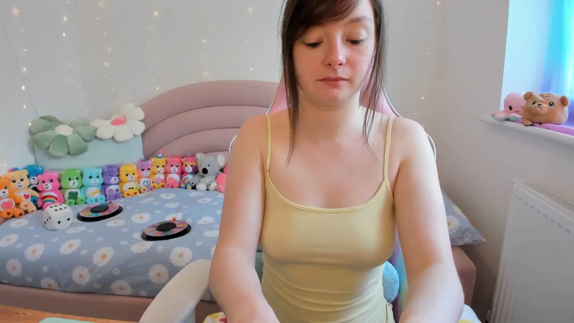 Gallery image thumbnail from JessieBear_'s myfreecams stream on, 04/30/2024, 13:54 image 4 of 20