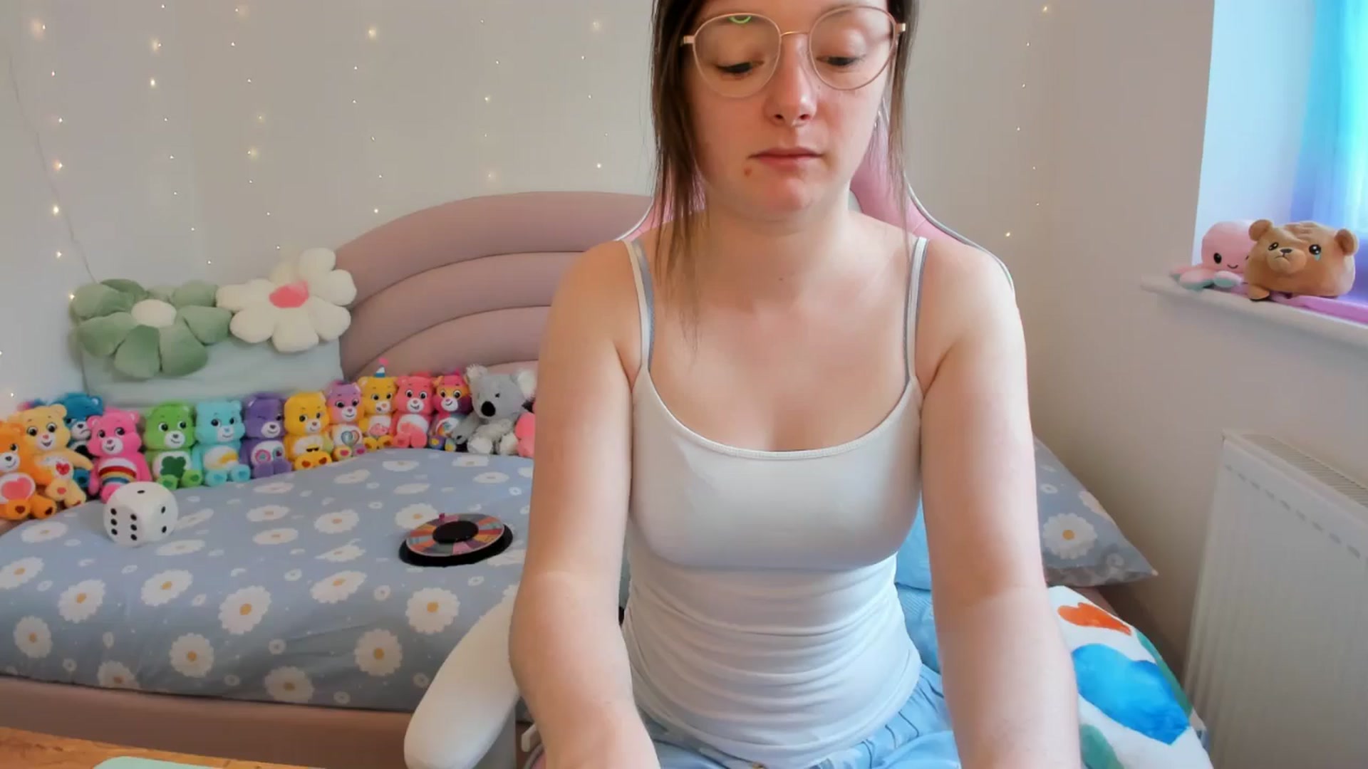 Gallery image thumbnail from JessieBear_'s myfreecams stream on, 05/02/2024, 13:46 image 20 of 20