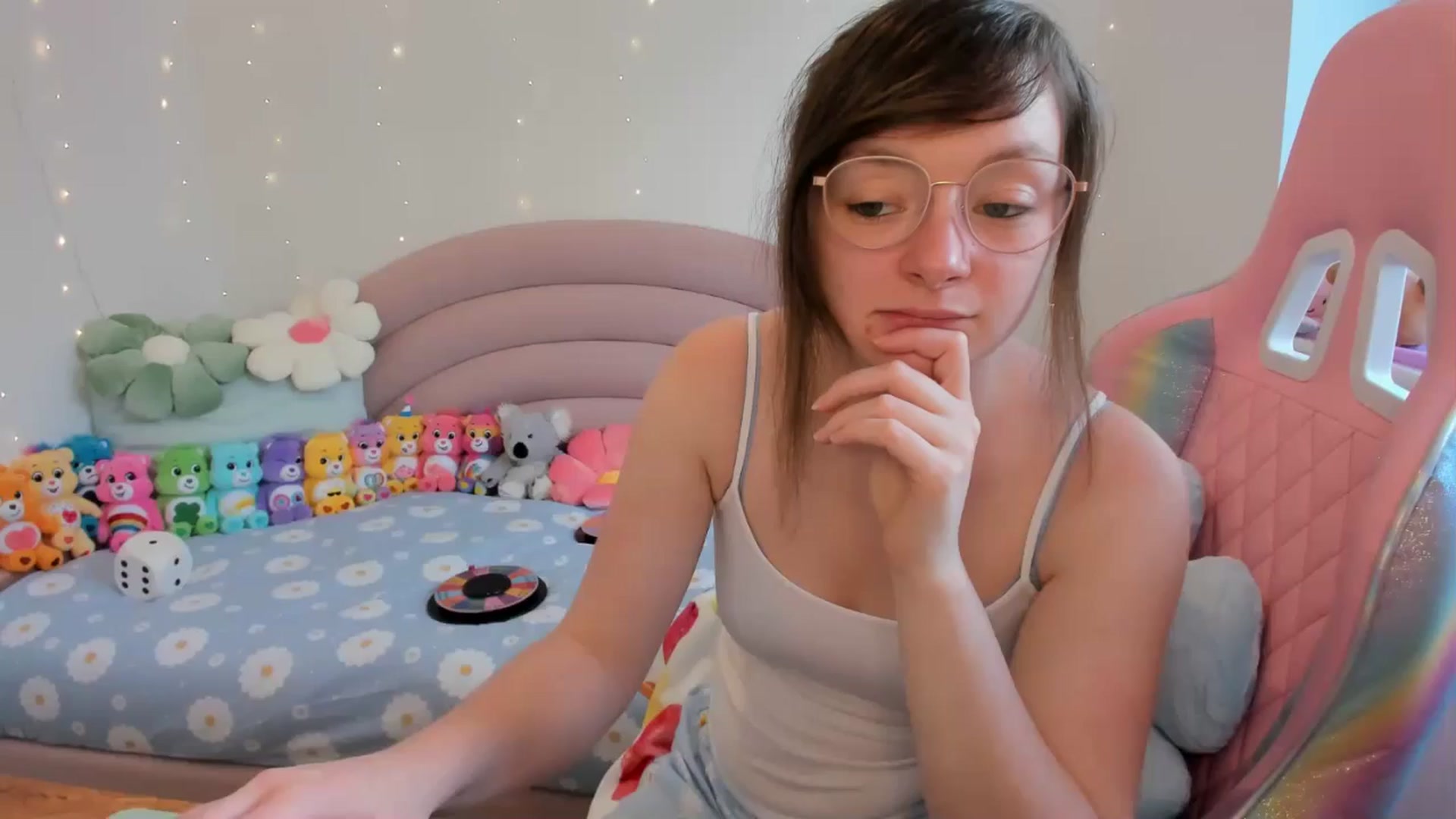 Gallery image thumbnail from JessieBear_'s myfreecams stream on, 05/02/2024, 15:04 image 5 of 20